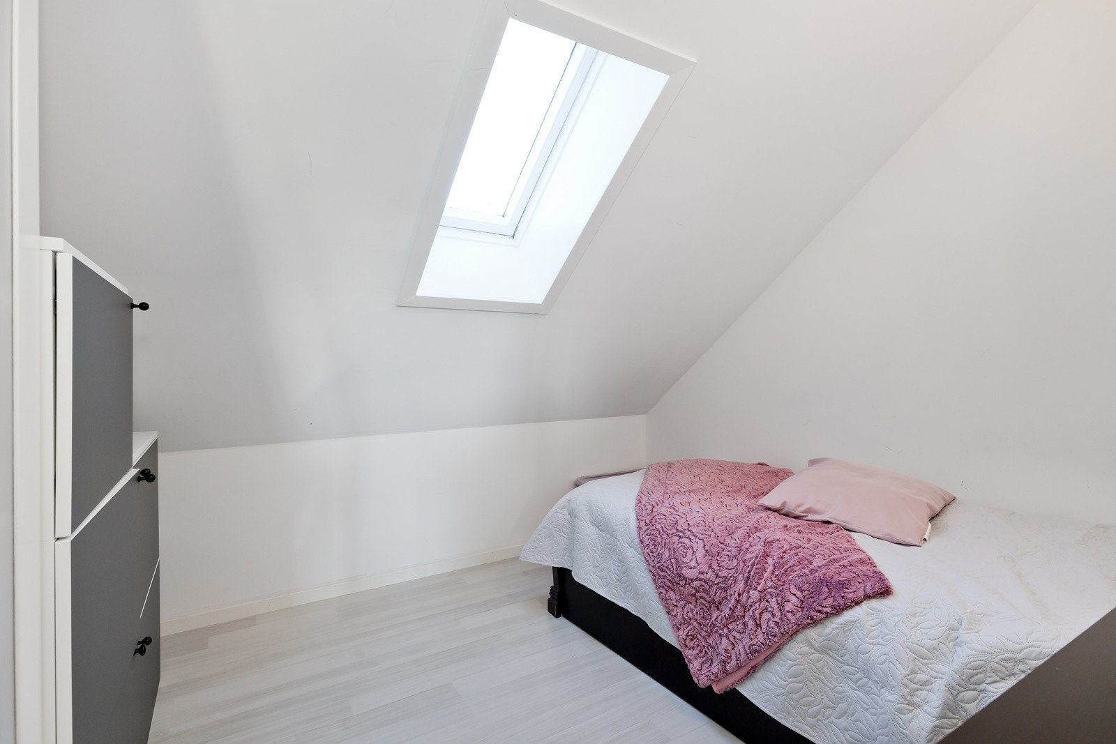 Bod innredet som soverom (ikke godkjent til varig opphold). Galleribilde