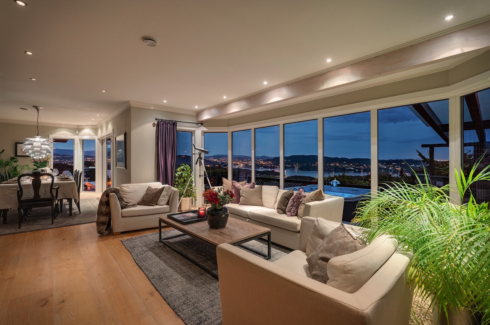 - Velkommen til Øvre Kongsbrekkene 18! Presentert av PrivatMegleren v/Andreas Rasmussen - Galleribilde