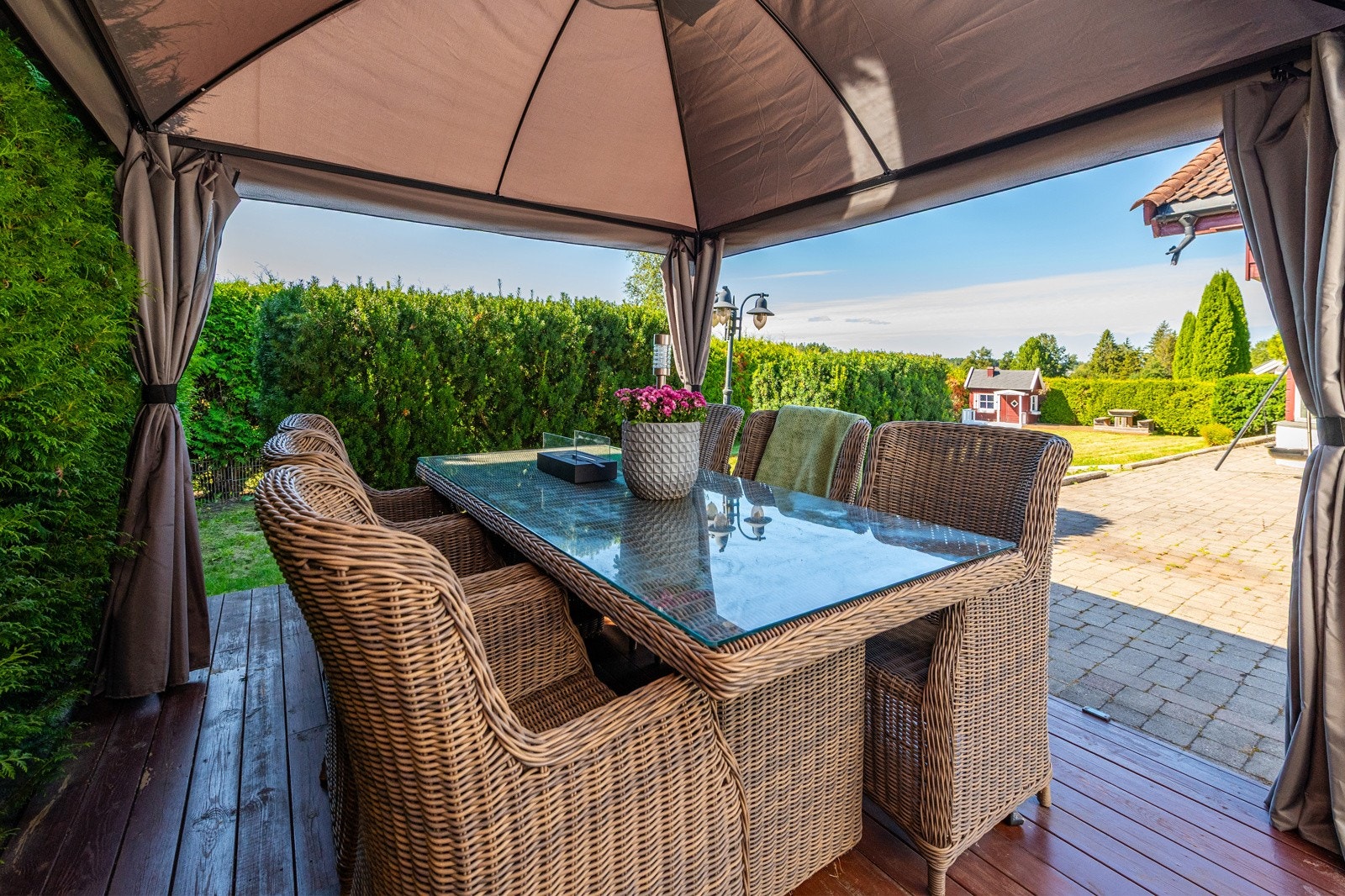 Er du glad i å være ute på sommerhalvåret er dette boligen for deg Galleribilde