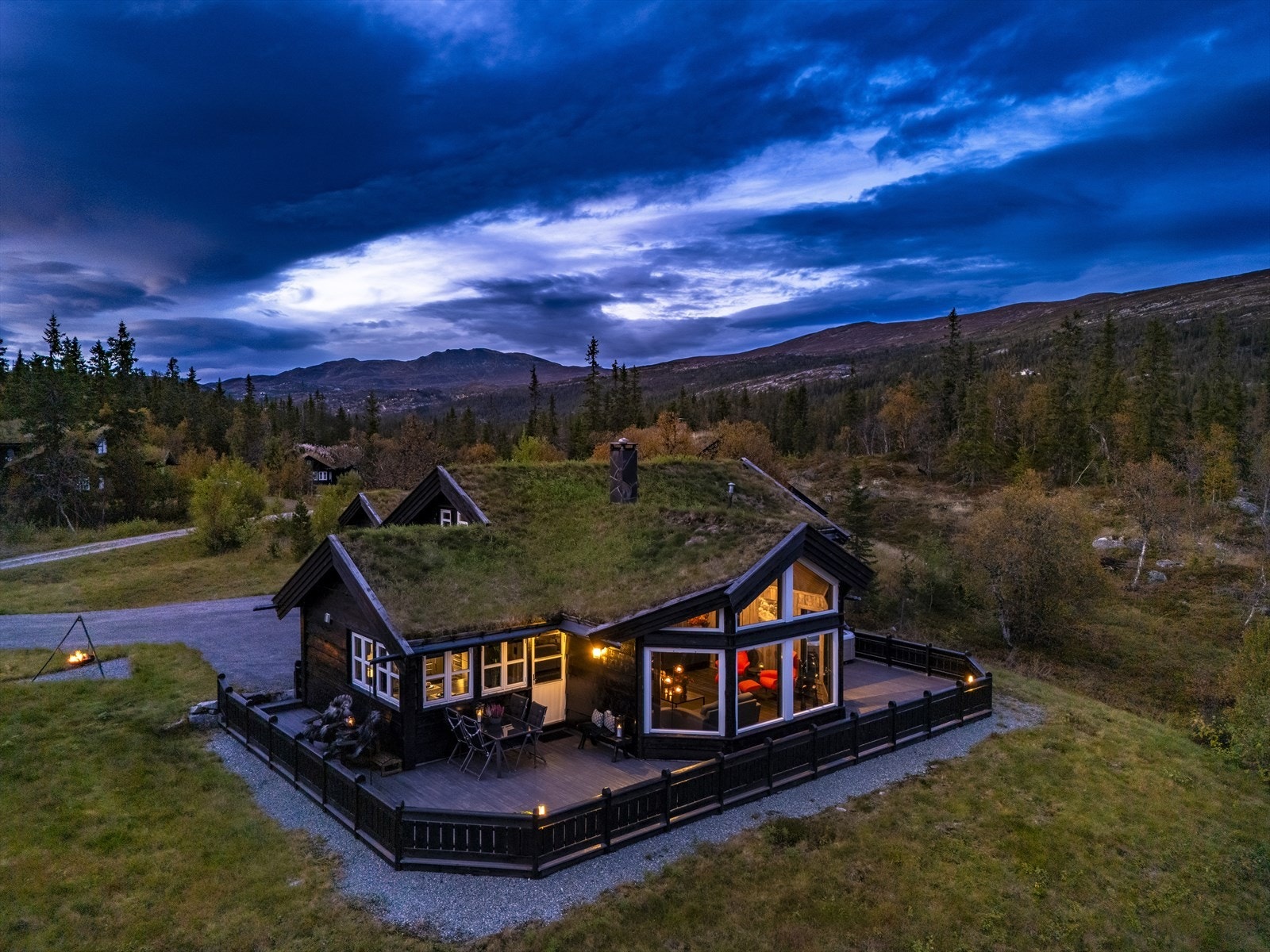 Velkommen til Buratjennveien 26 - En moderne og gjennomført fjellhytte med god internbeliggenhet på Tempelseter. Galleribilde