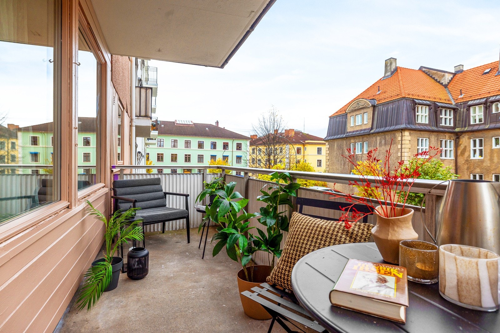 Velkommen til Tidemands gate 31 - Her har vi gleden av å presentere en lys 2(3)-roms med flott balkong. Galleribilde