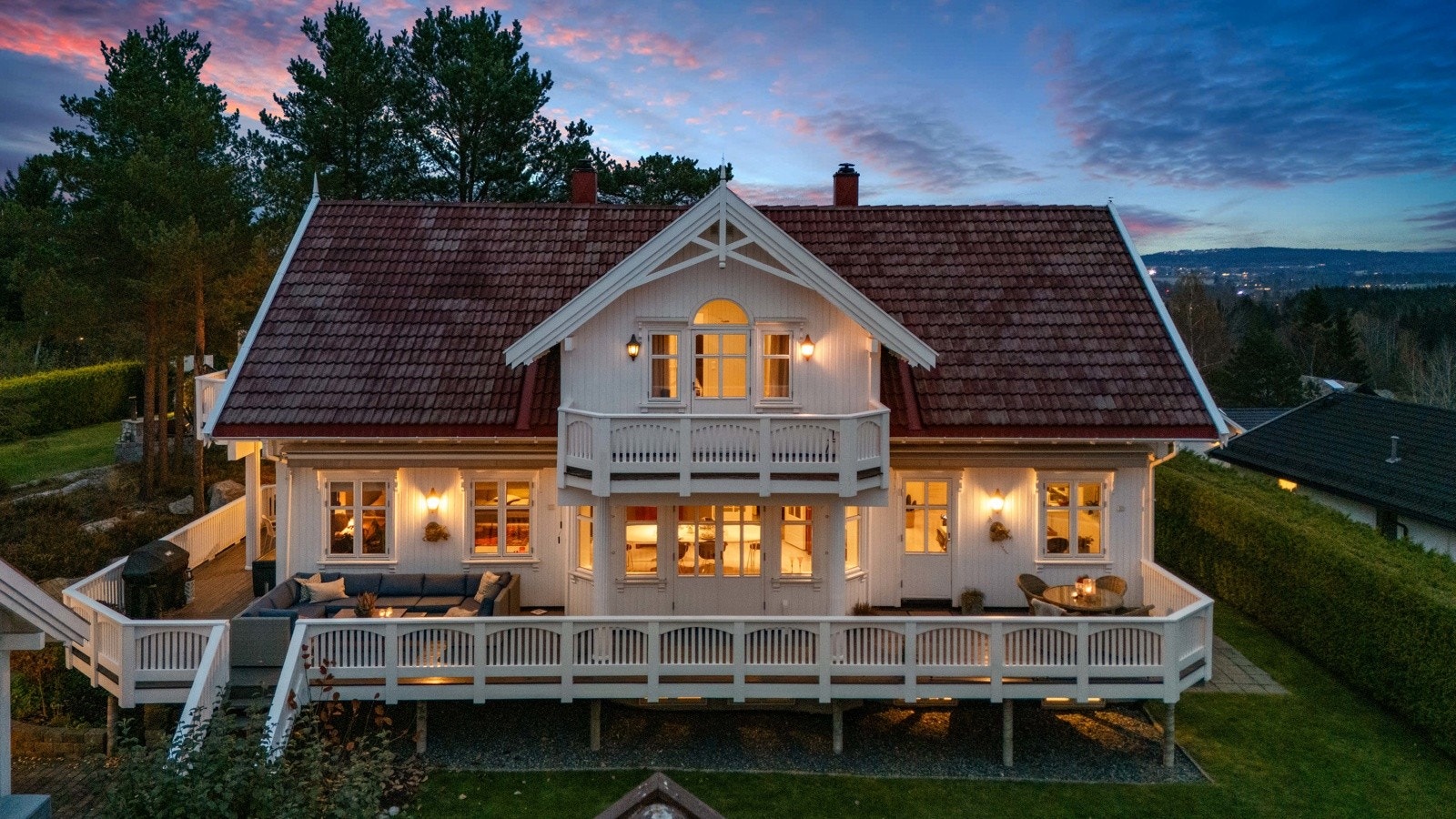 Velkommen til visning i Svarttrosttoppen 13 Galleribilde