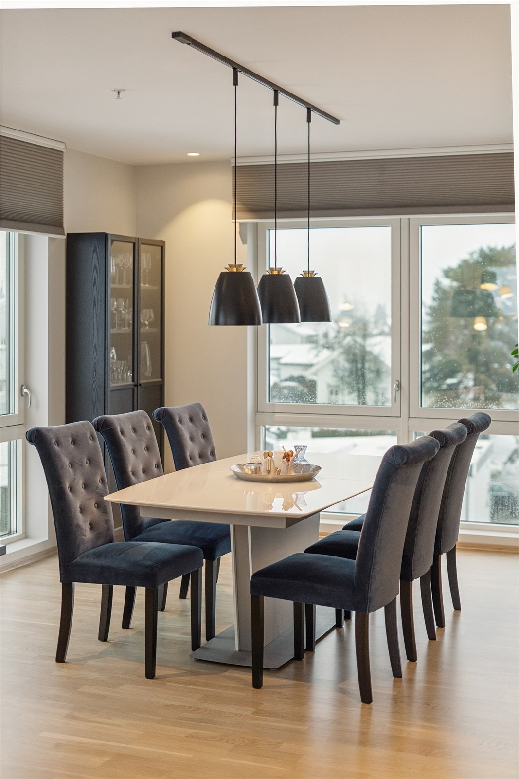 Solskjerming styres via fjernkontroll Galleribilde