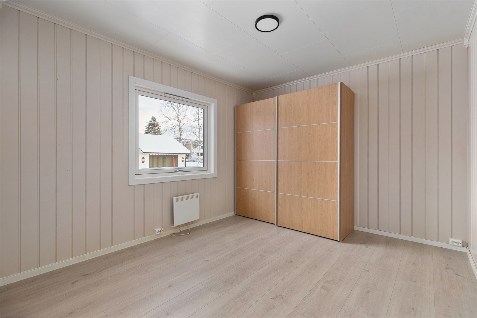 Leiligheten disponerer i tillegg 2 sammenhengende boder på til sammen 9 kvm Galleribilde