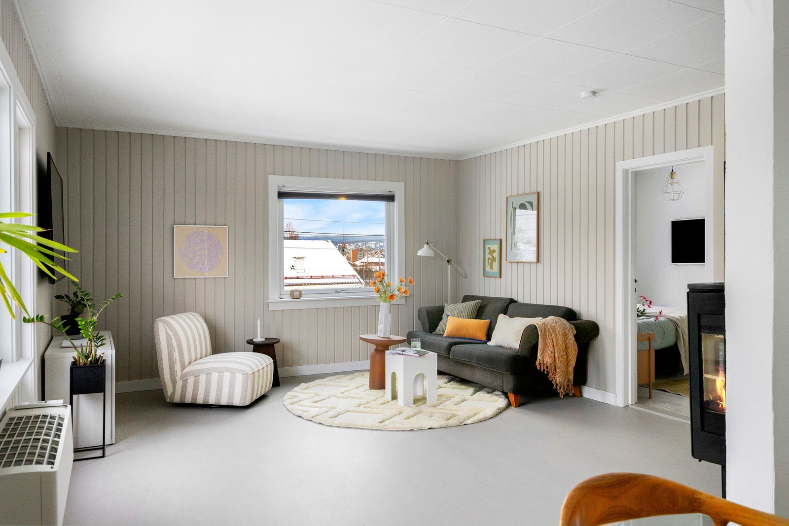 Varmepumpe og peis sørger for en god innetemperatur hele året! Galleribilde