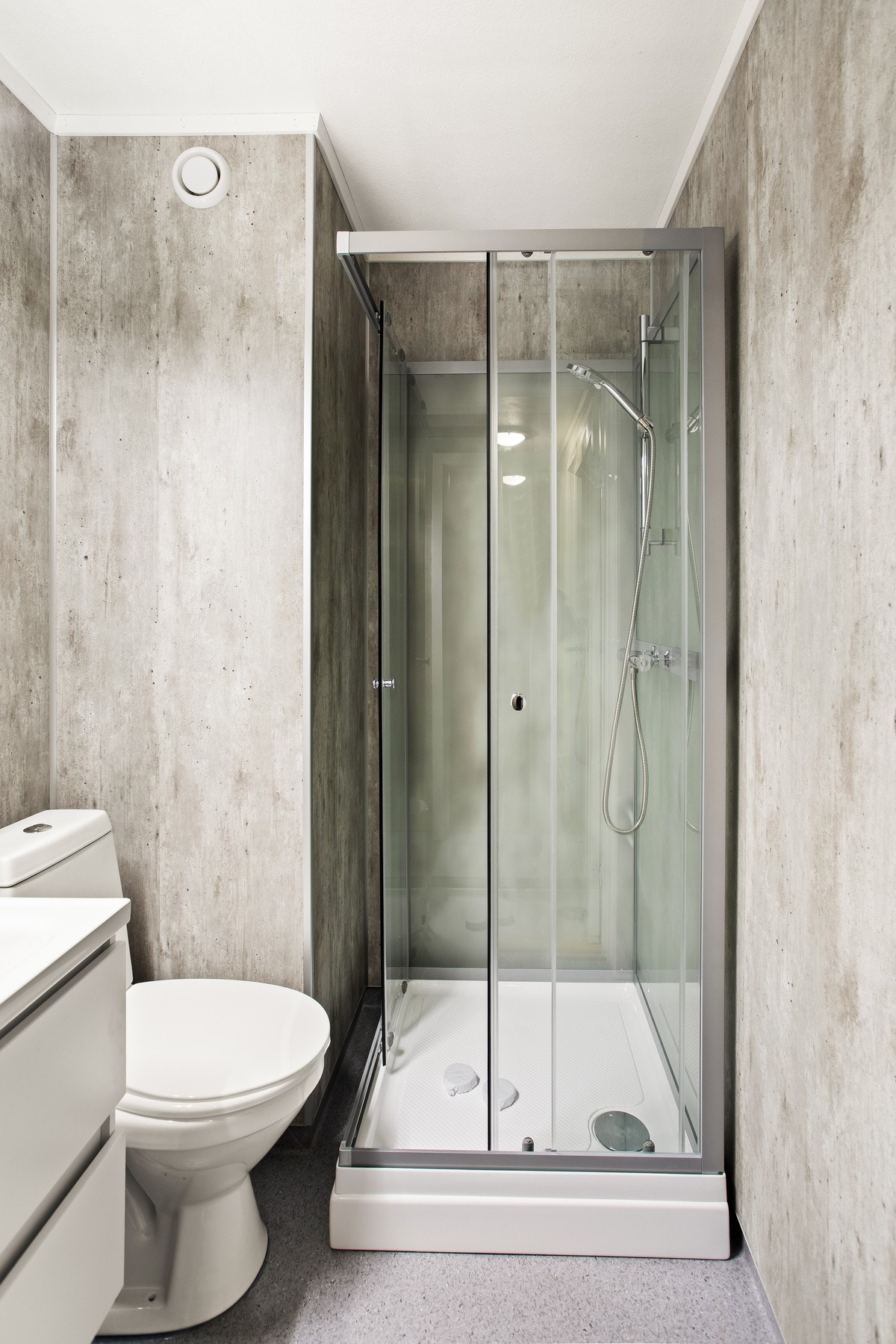 Romslig bad som er modernisert i 2026. Galleribilde