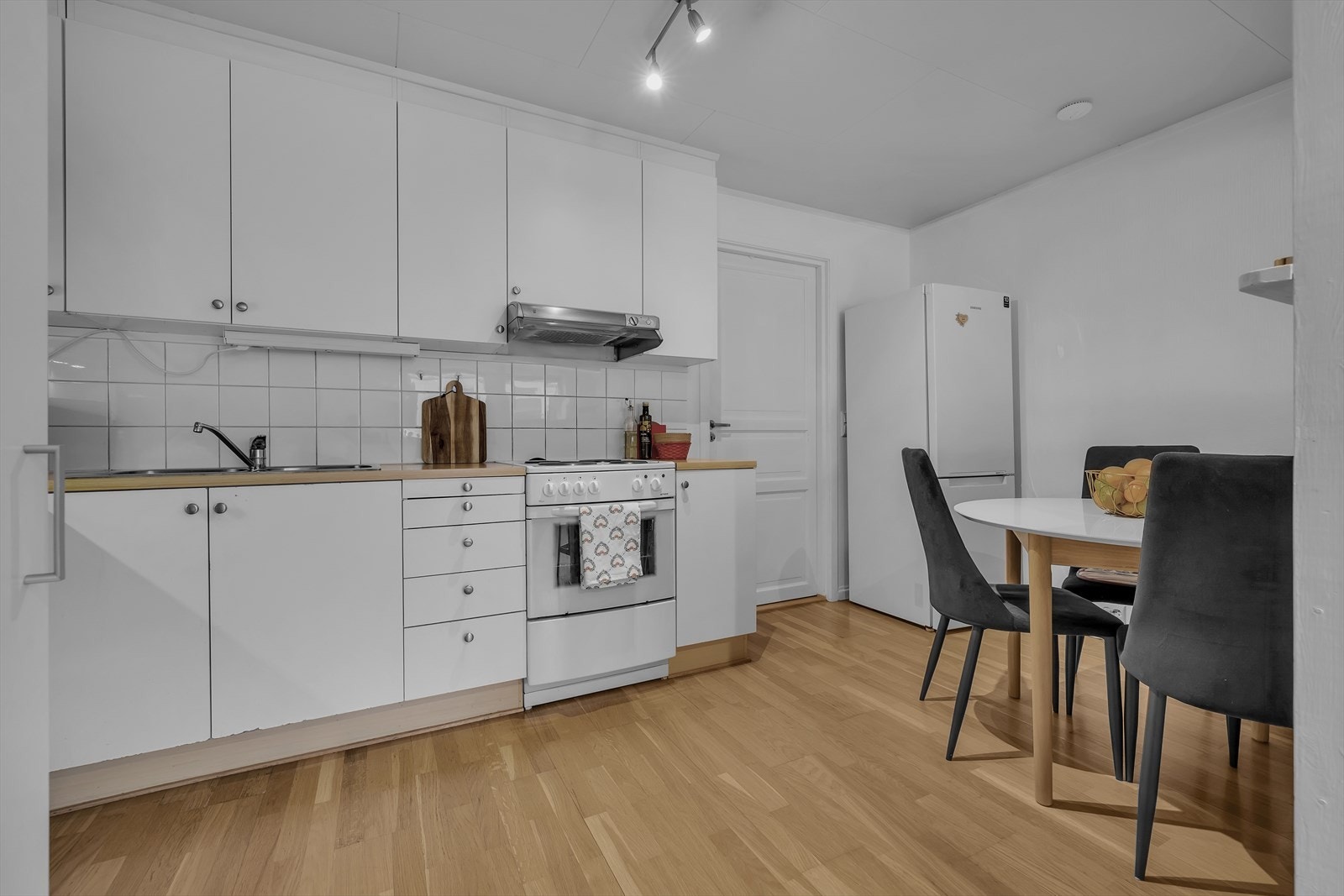 Utleiedel 2 i sokkelen Galleribilde