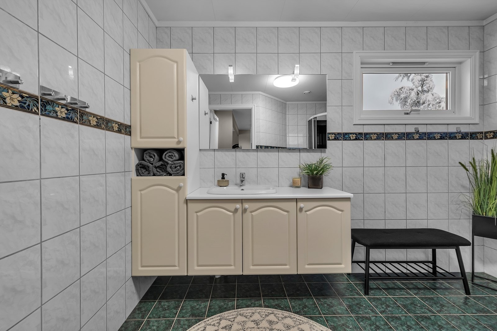 Flislagt bad med gulvvarme Galleribilde