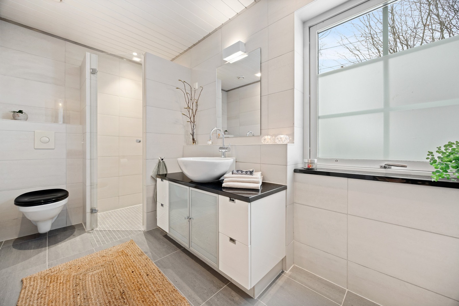 Bad i 1. etasje Galleribilde