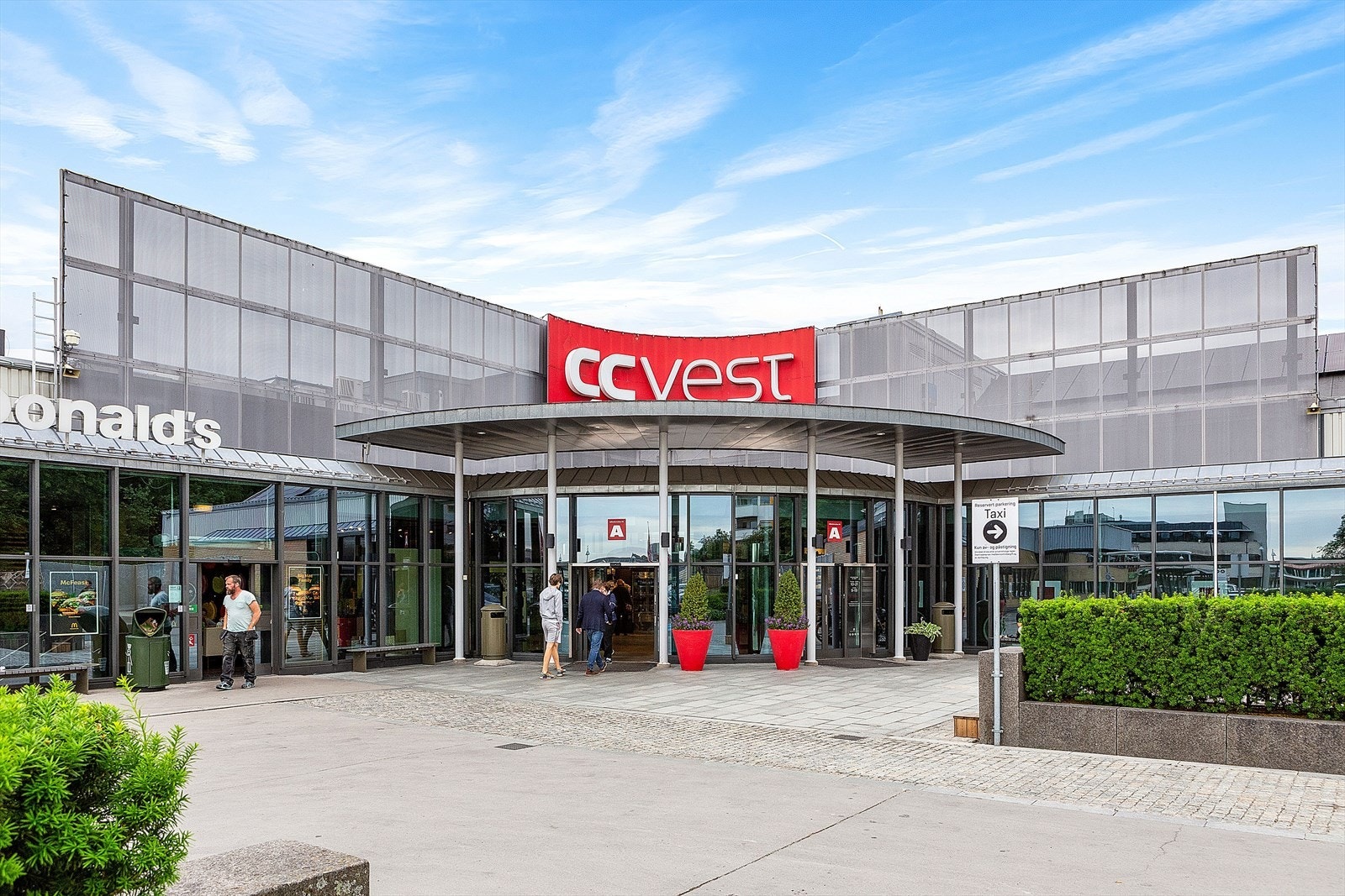 CC Vest handlesenter som ligger i kort gåavstand fra boligen Galleribilde