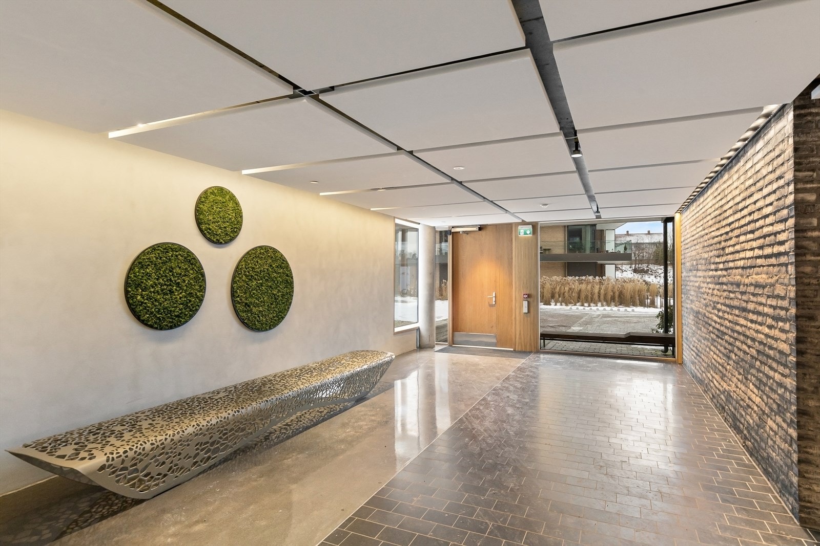 Flott inngangsparti Galleribilde