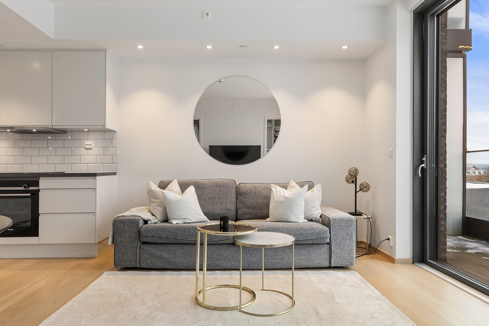 Downligts over sofadelen Galleribilde