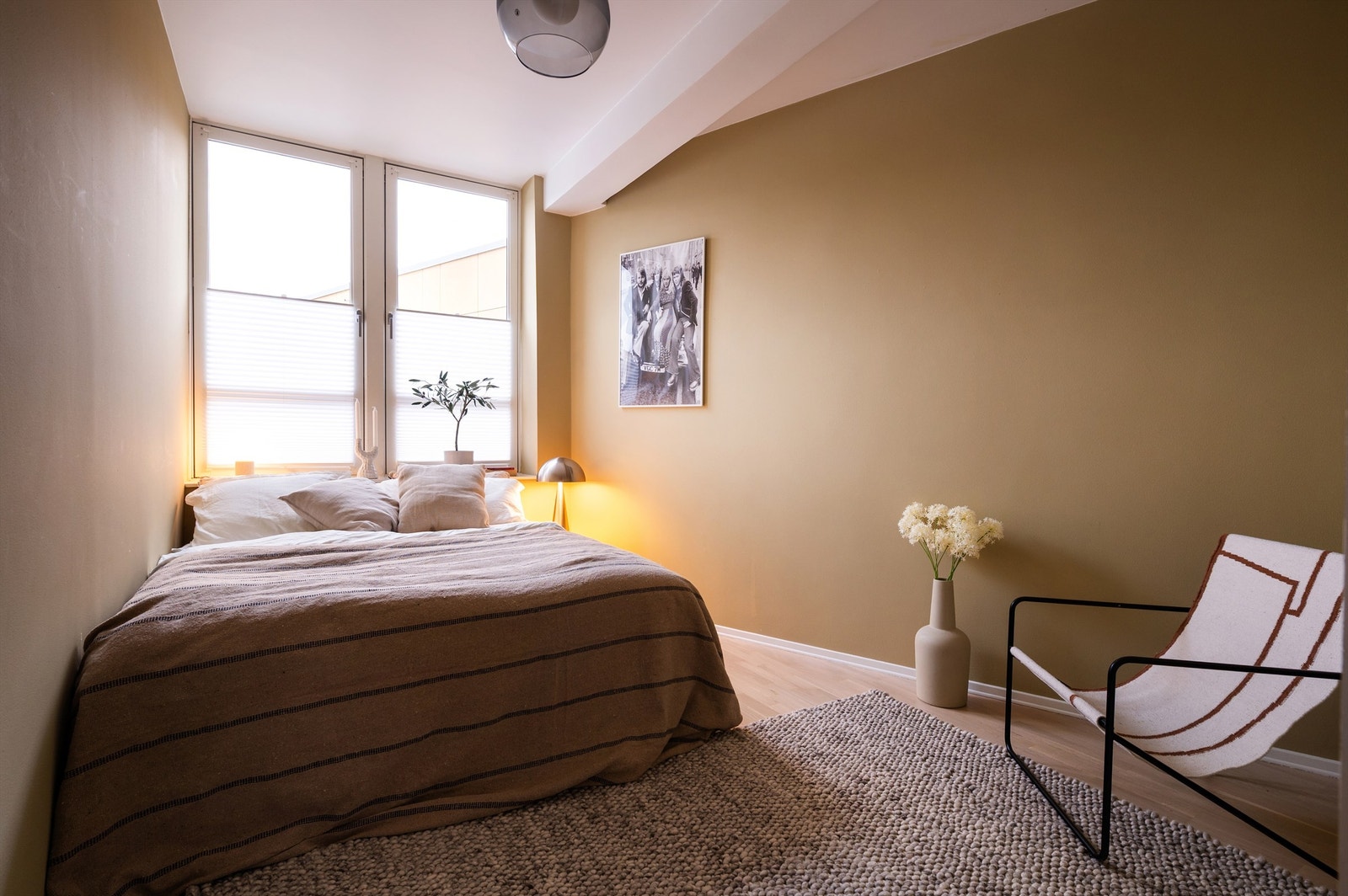 Leiligheten hovedsoverom har svært god størrelse Galleribilde