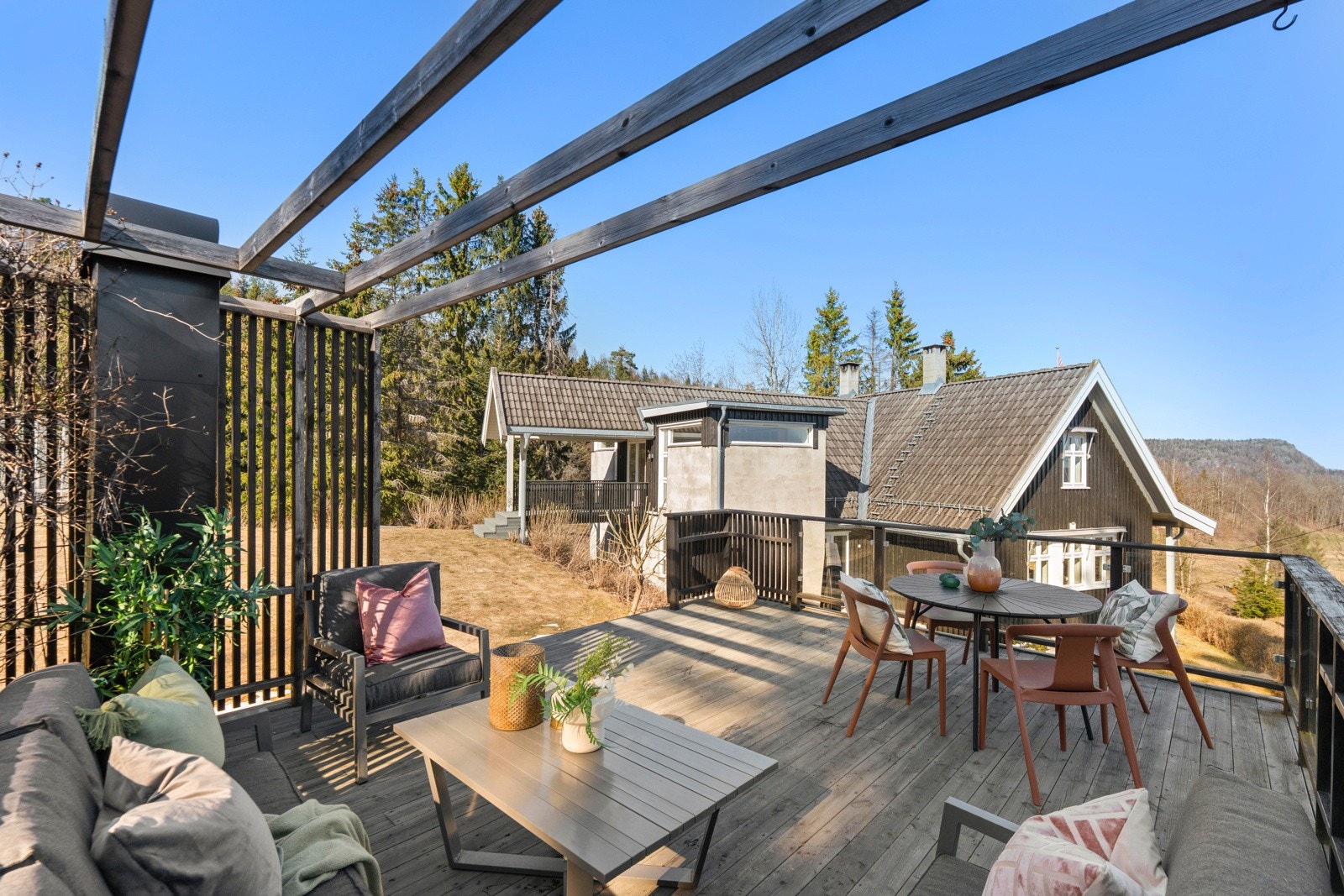 Et nydelig sted for både rolige stunder og sosiale sammenkomster Galleribilde