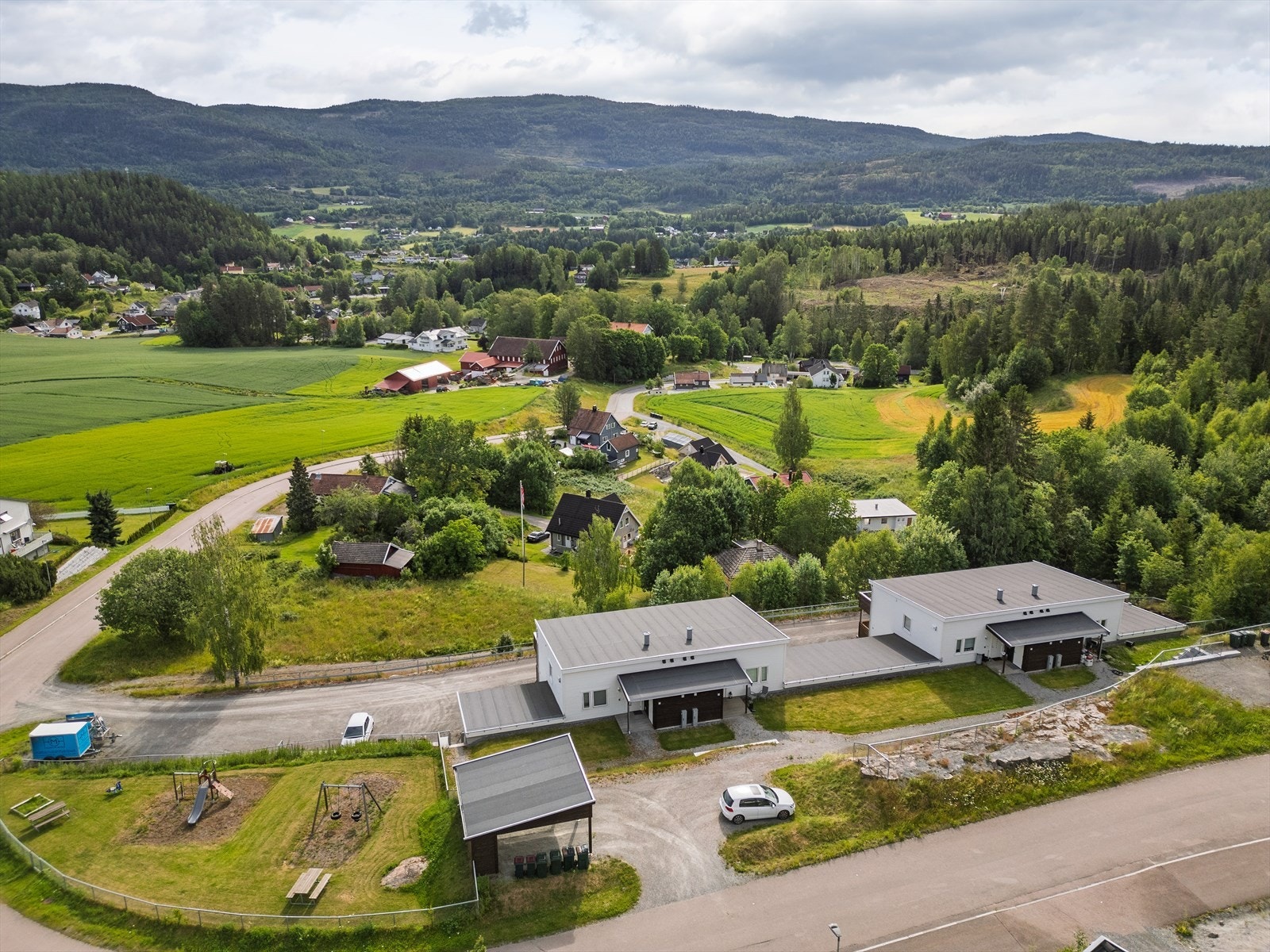 Eiendommen har landlig beliggenhet til friluftsliv. Galleribilde