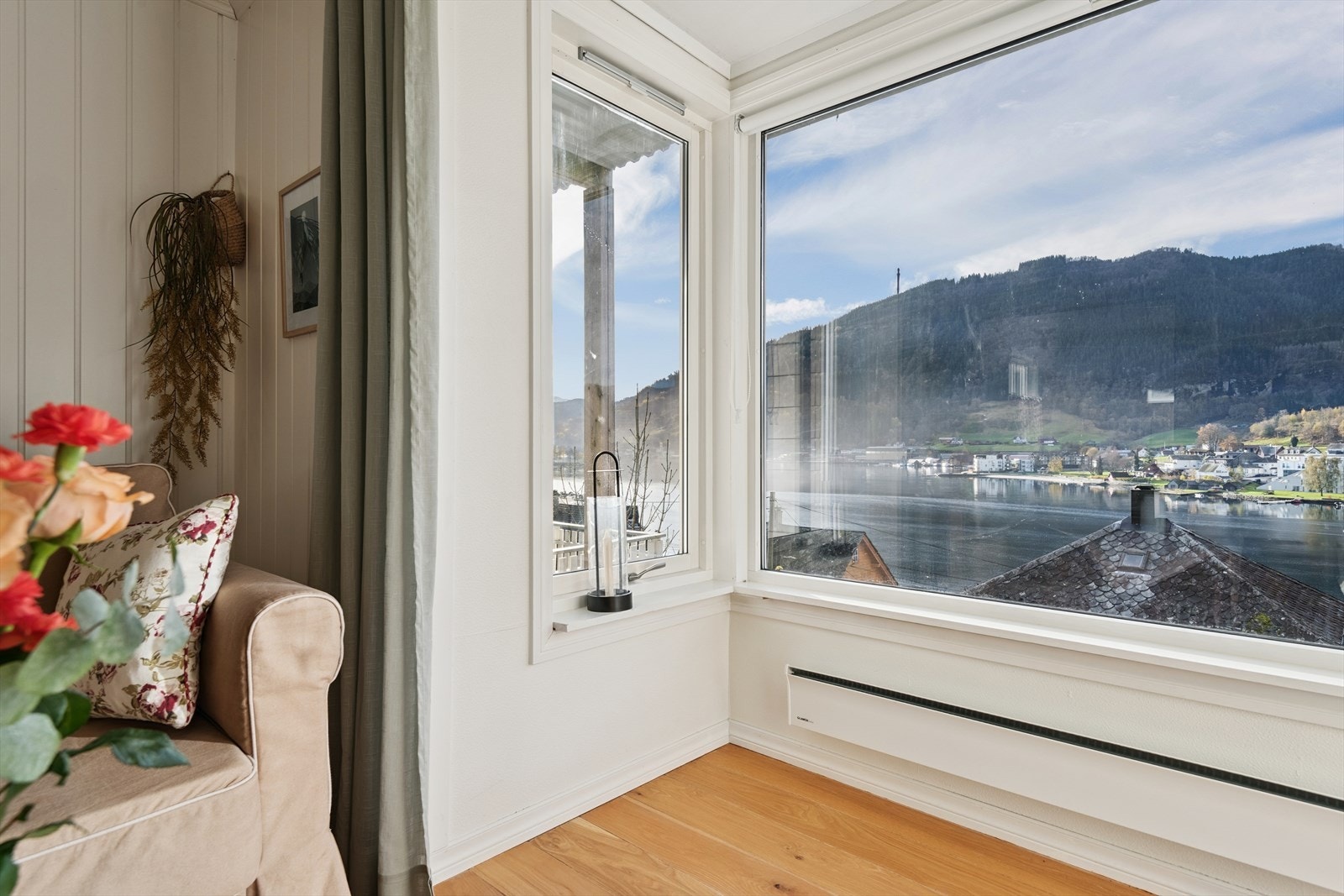 - Leiligheten har et BRA-i på 58m² og inneholder gang, bad, stue, kjøkken og soverom - Galleribilde