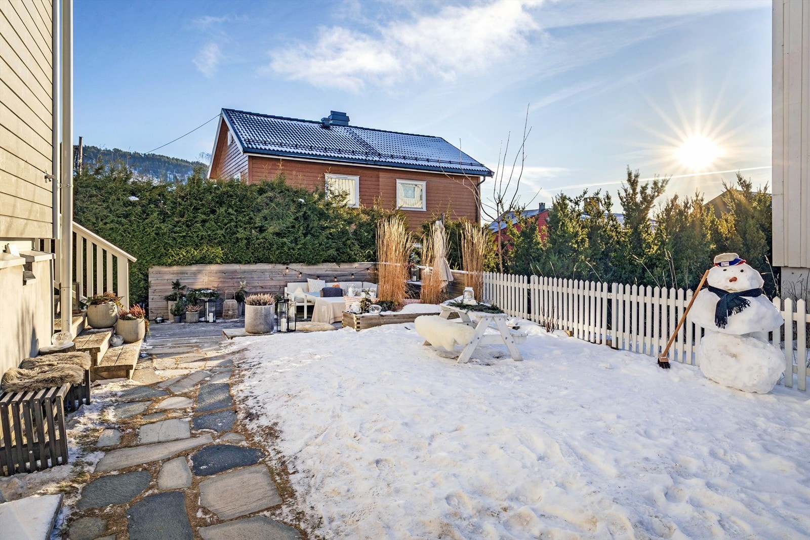 Markterrasse ved inngangspartiet Galleribilde