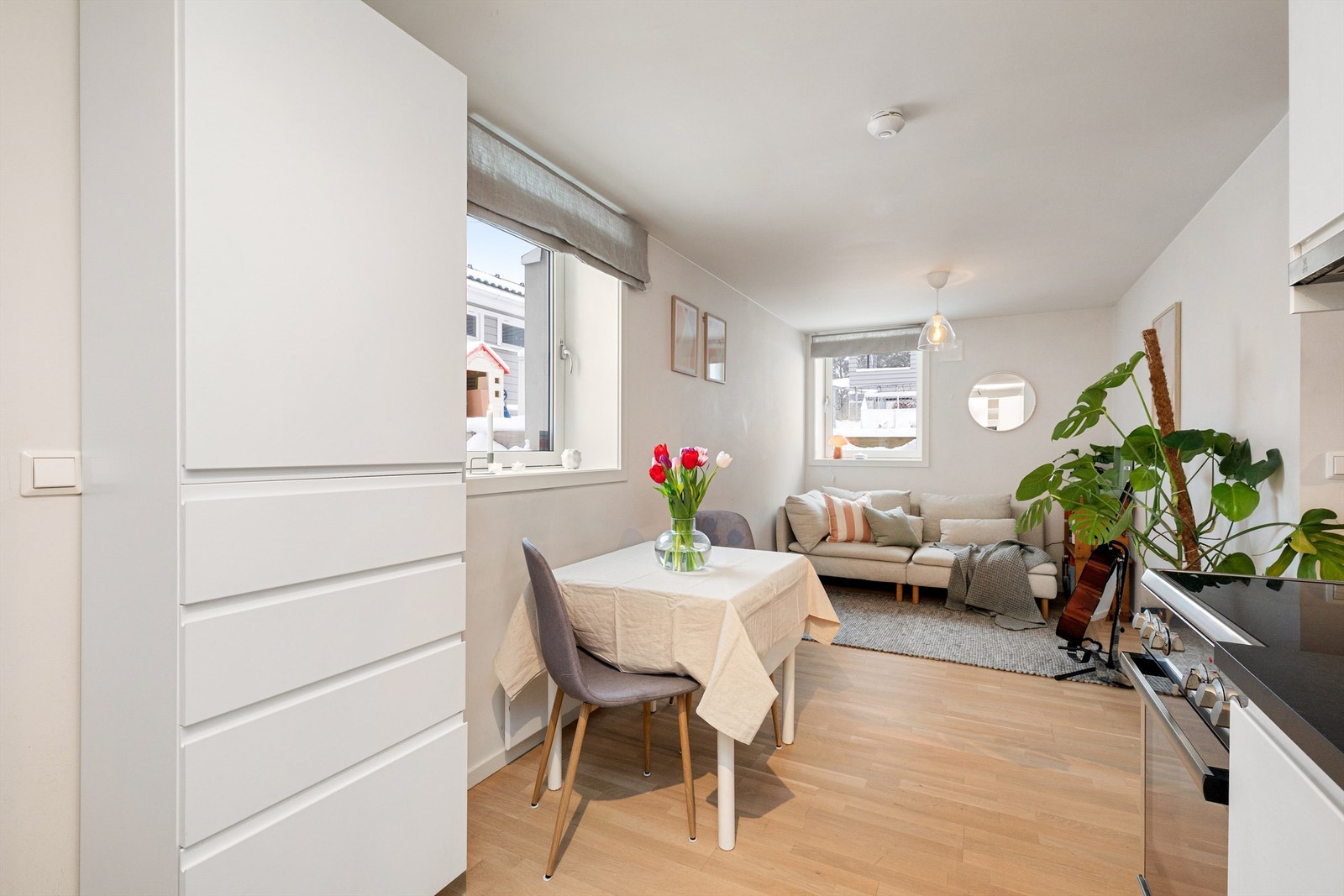 Selger leier ut hybelen for kr 18 000,- pr. måned Galleribilde