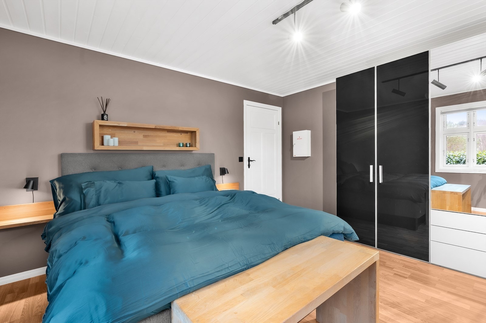 Soverom i hovedetasje Galleribilde