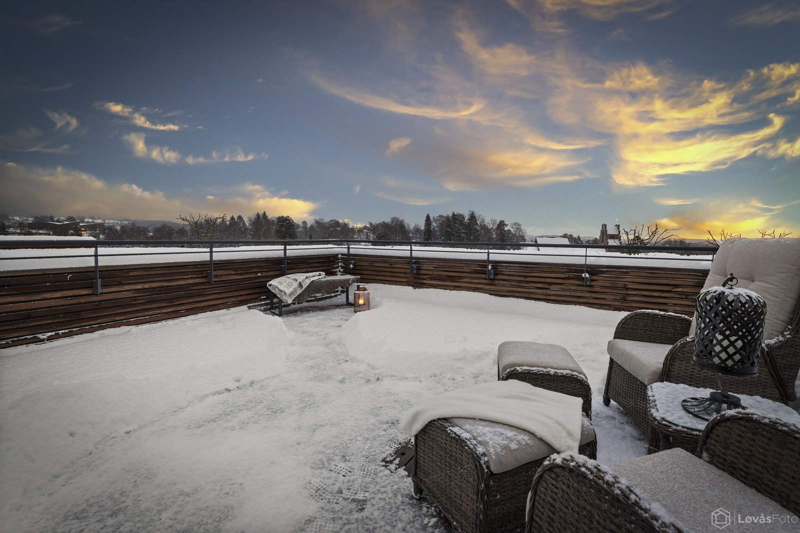 Her kan man nyte lange sommerkvelder med venner og familie. Galleribilde