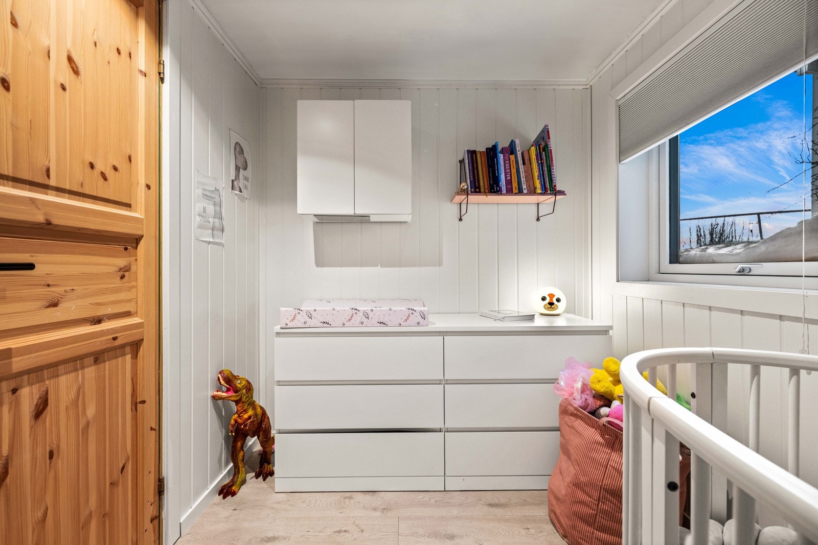 Soverommet er ikke ømsøkt eller godkjent hos kommunen. Galleribilde