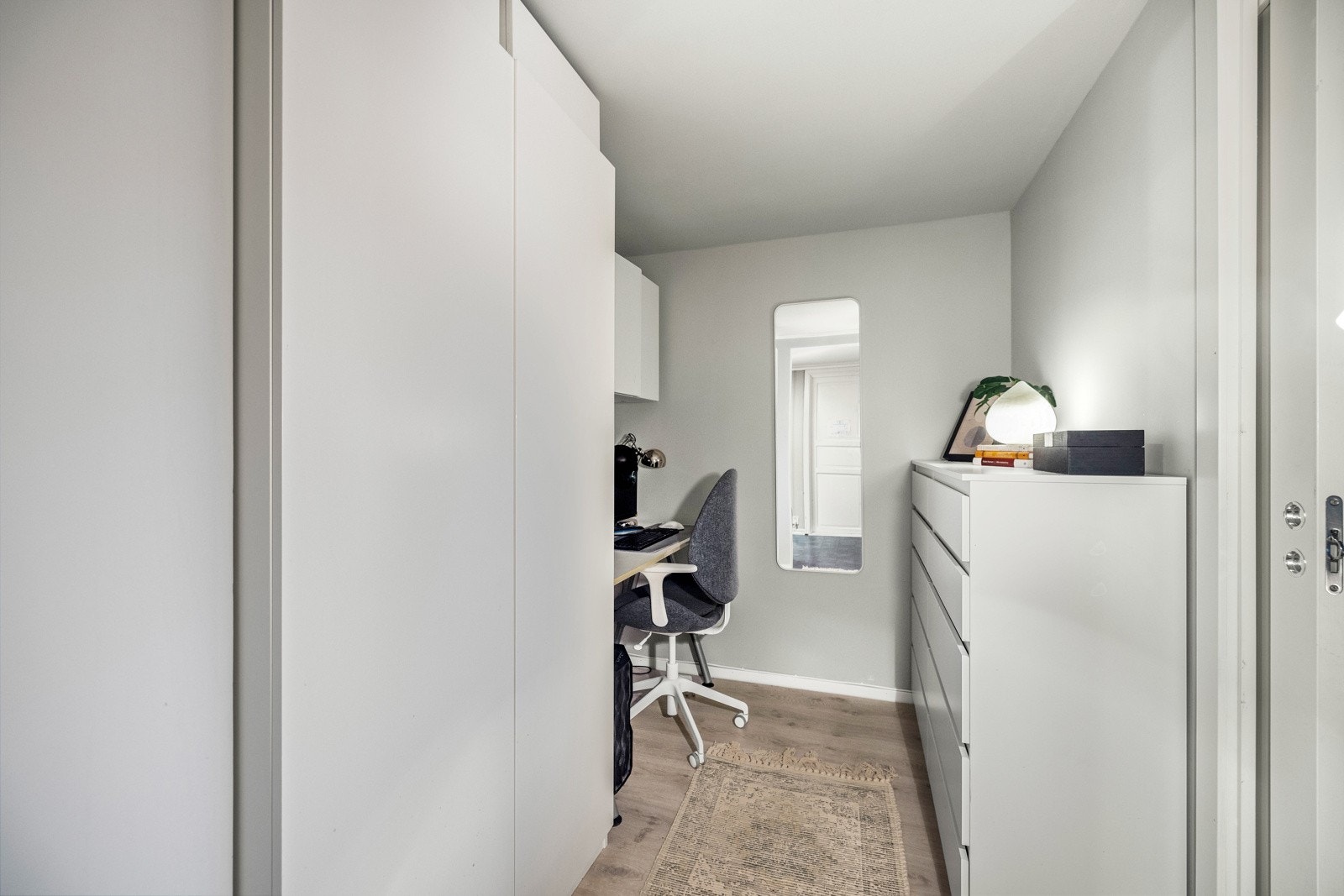 Dette rommet var tidligere en del av et soverom. Galleribilde