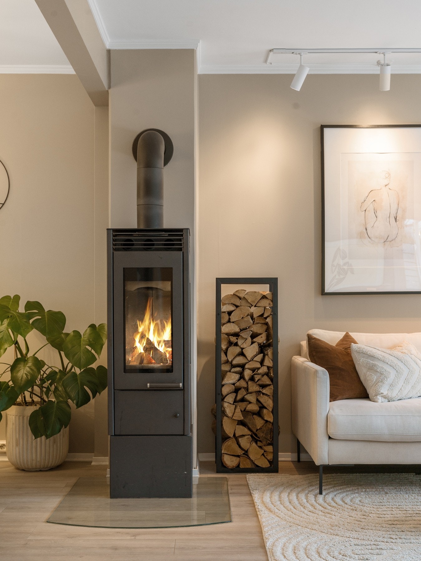 Peisovnen gir både peiskos og godt med varme. Galleribilde