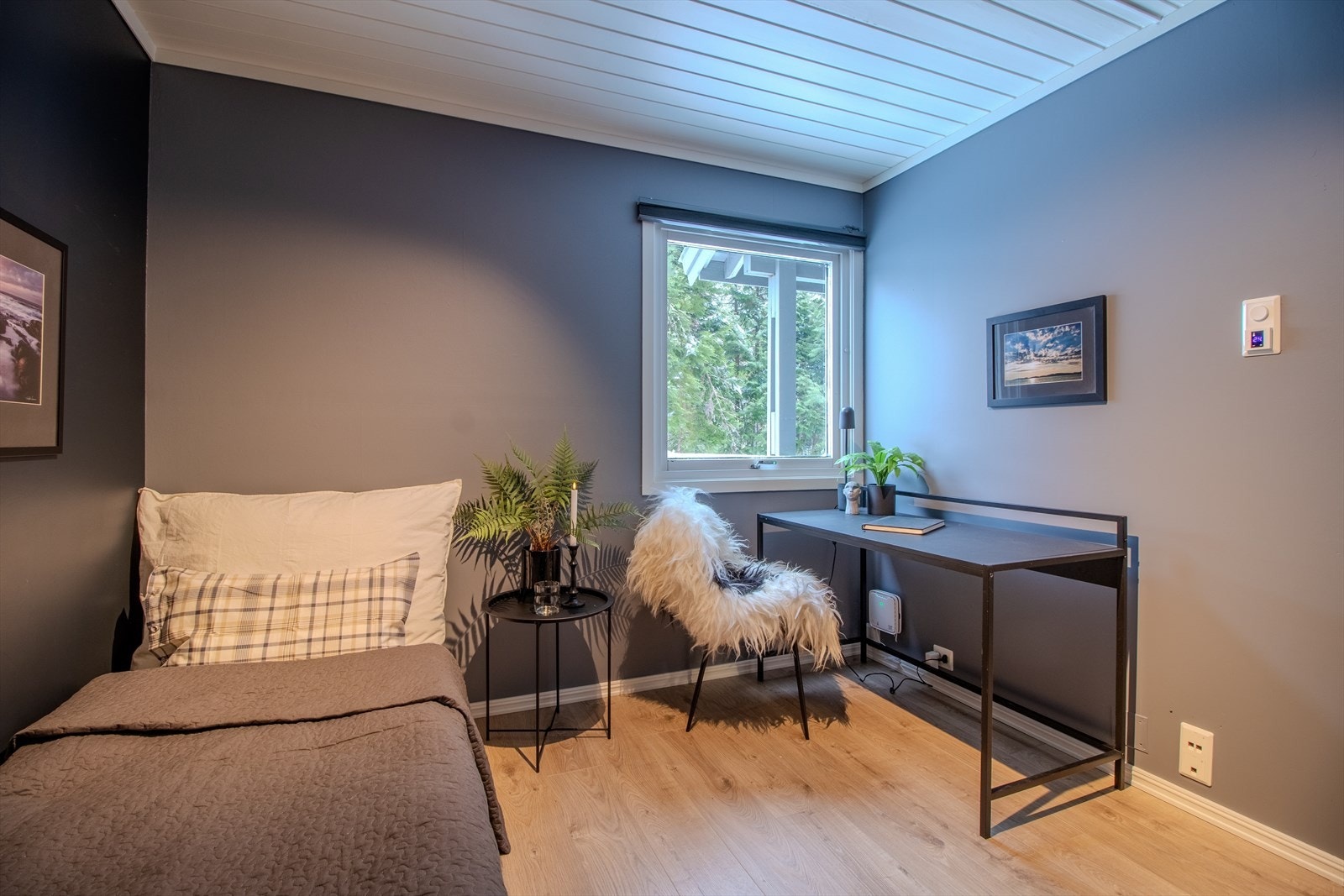 Soverom 2 - perfekt som barnerom, gjesterom eller hjemmekontor Galleribilde