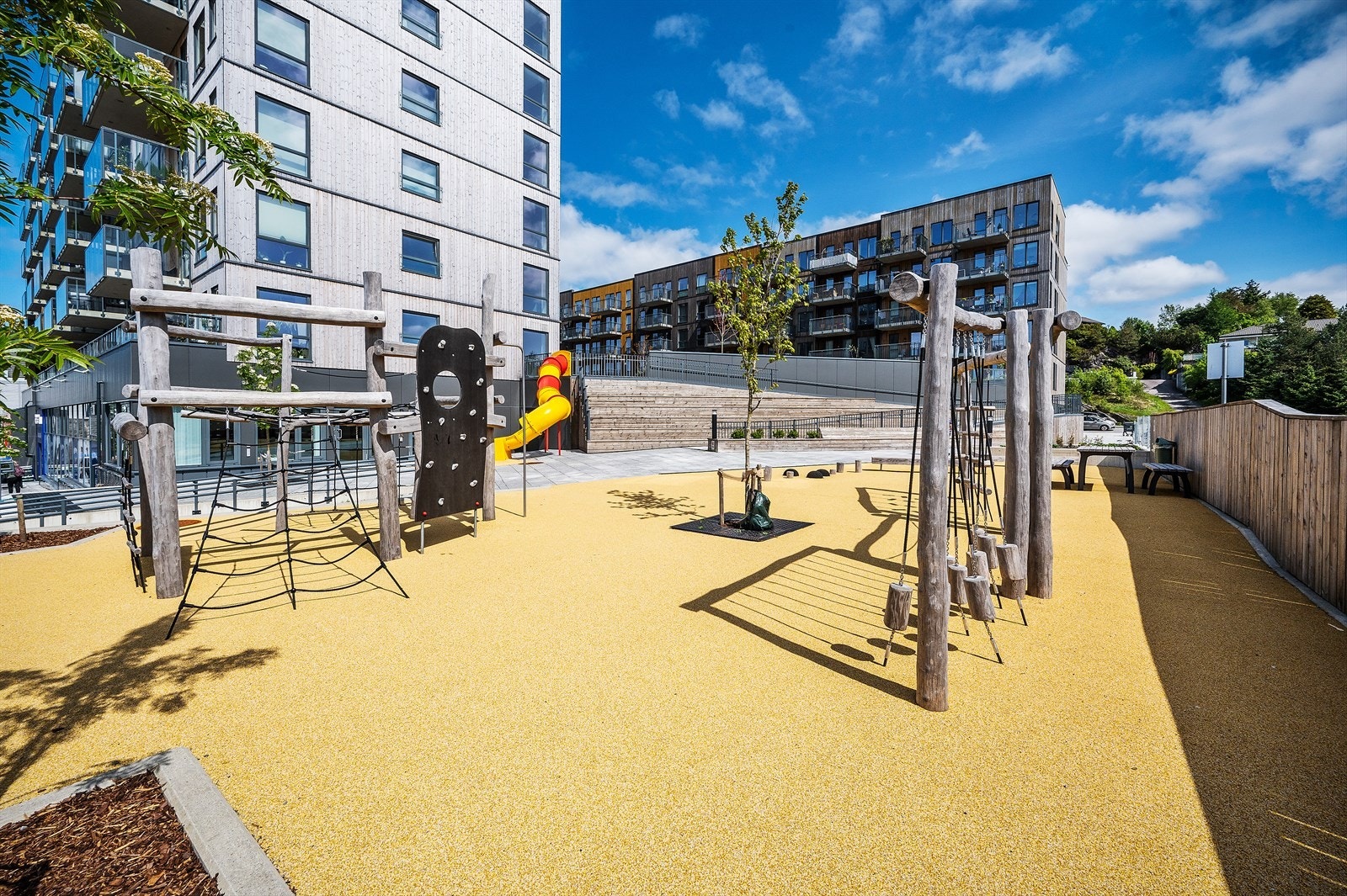 - Et intimt bomiljø med fantastiske fellesområder til glede for både store og små - Galleribilde