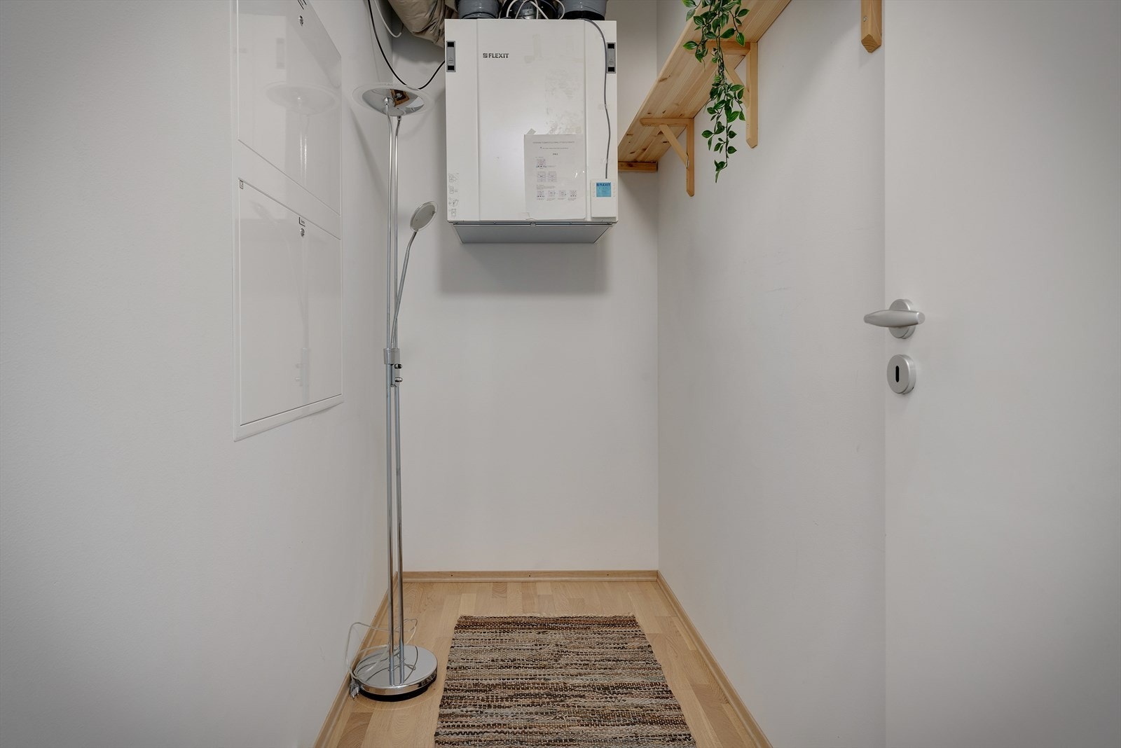 - Leiligheten har en praktisk, innvendig bod på ca. 3,1 m² med gode oppbevaringsmuligheter - Galleribilde