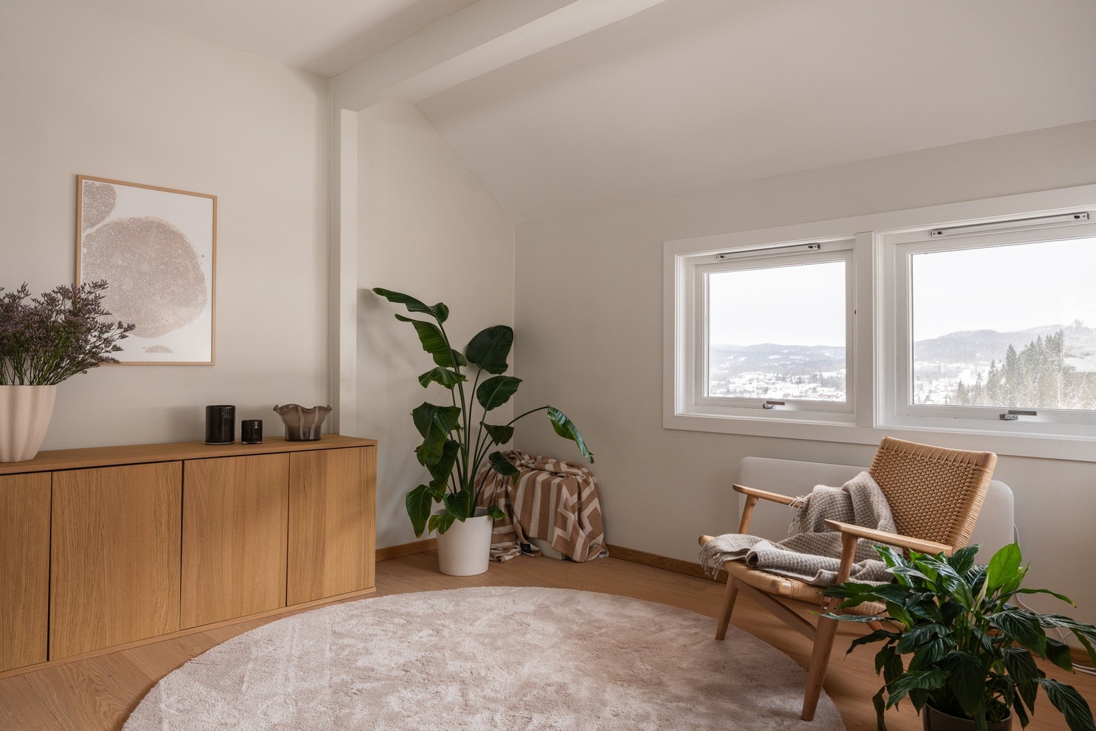 Stuen kan innredes til å ha flere soner. Galleribilde