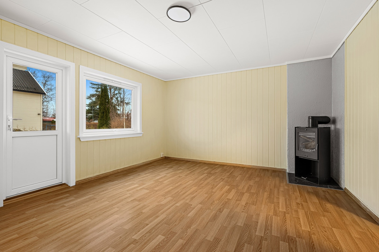 Her er det god plass til sofagrupper Galleribilde