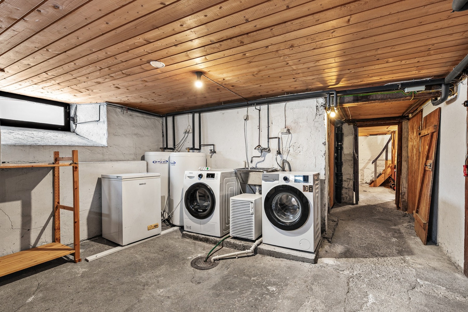 Felles vaskerom i kjeller Galleribilde