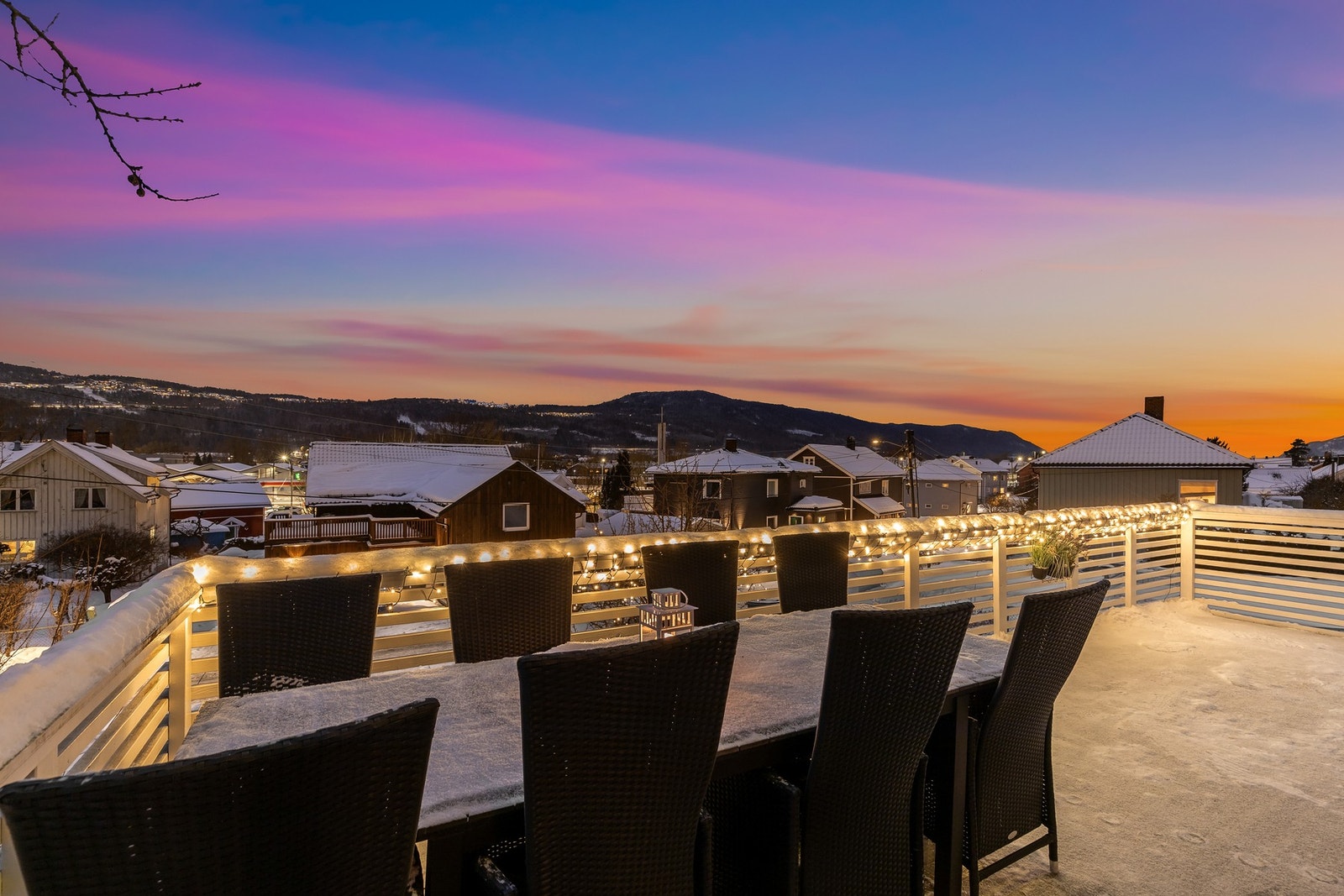 Her er det rikelig med plass til ønsket utemøblement Galleribilde