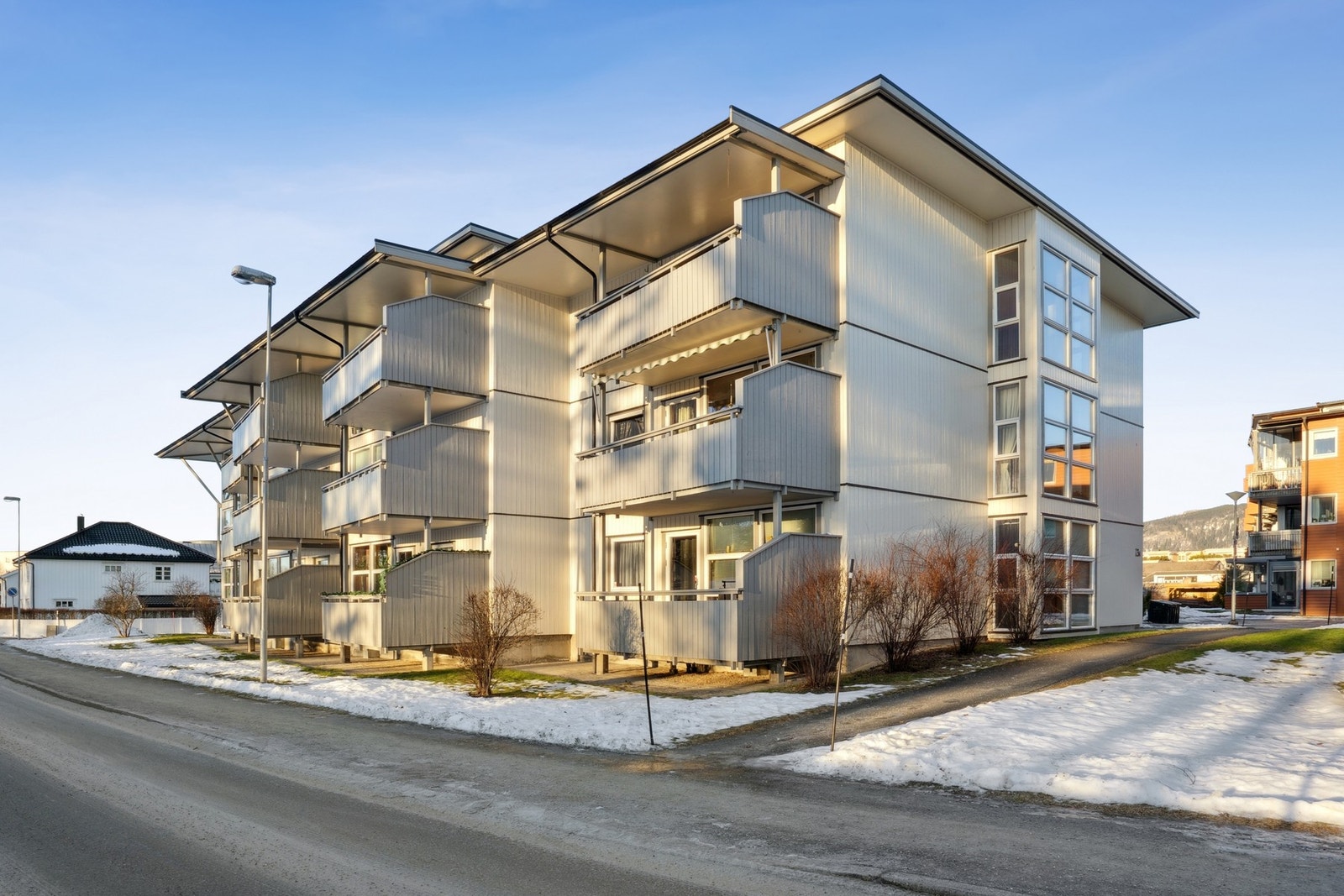 Eiendomsmegler1 ved Andreas Herjuan presenterer: Meierivegen 13A. Foto: EFKT, Matthias Herzog. Galleribilde