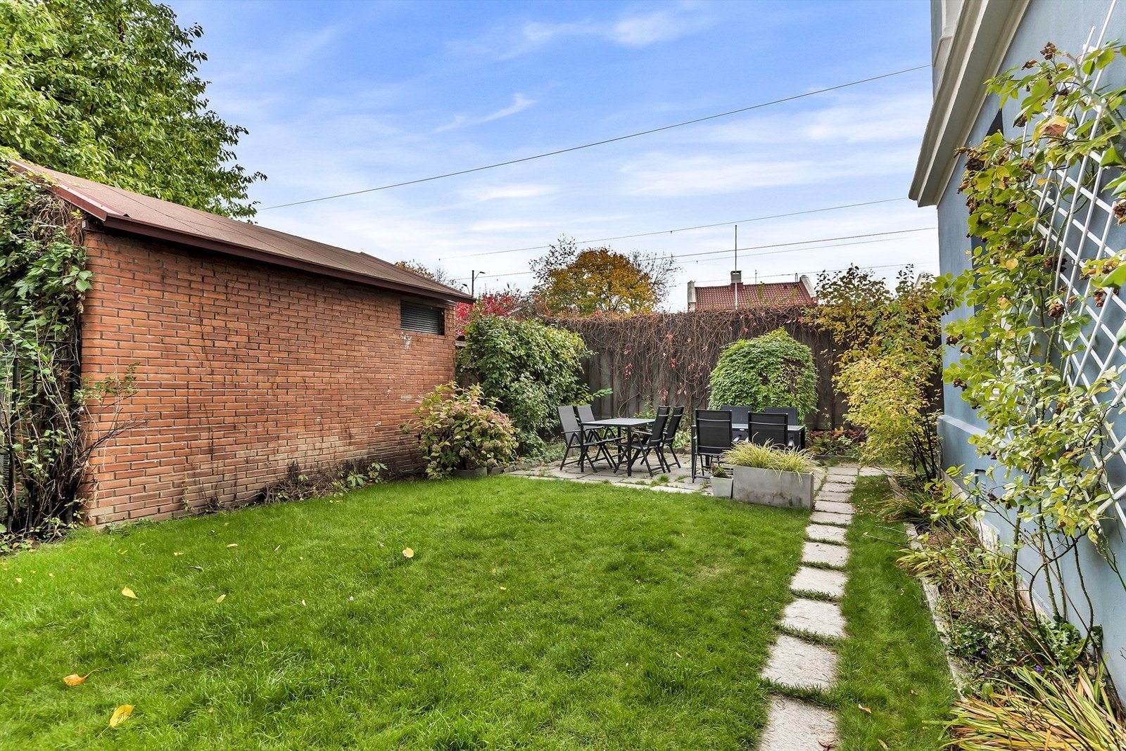 Flott fellesområde med sittegrupper. Bildet er lånt fra sommerstid. Galleribilde