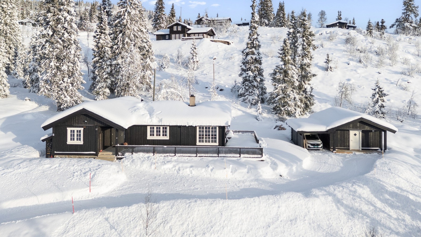 Rolige og fredelige omgivelser med flotte tur- og skiløyper like i nærheten Galleribilde