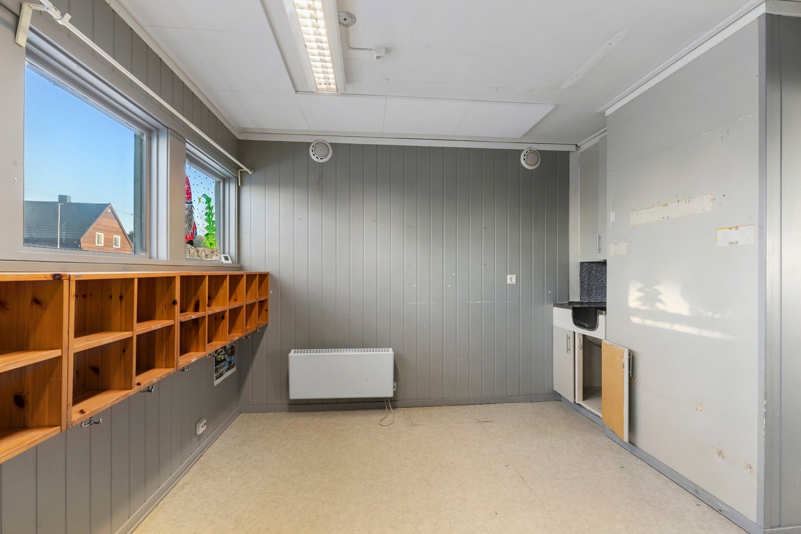 Garderobe i 1. etasje. Galleribilde