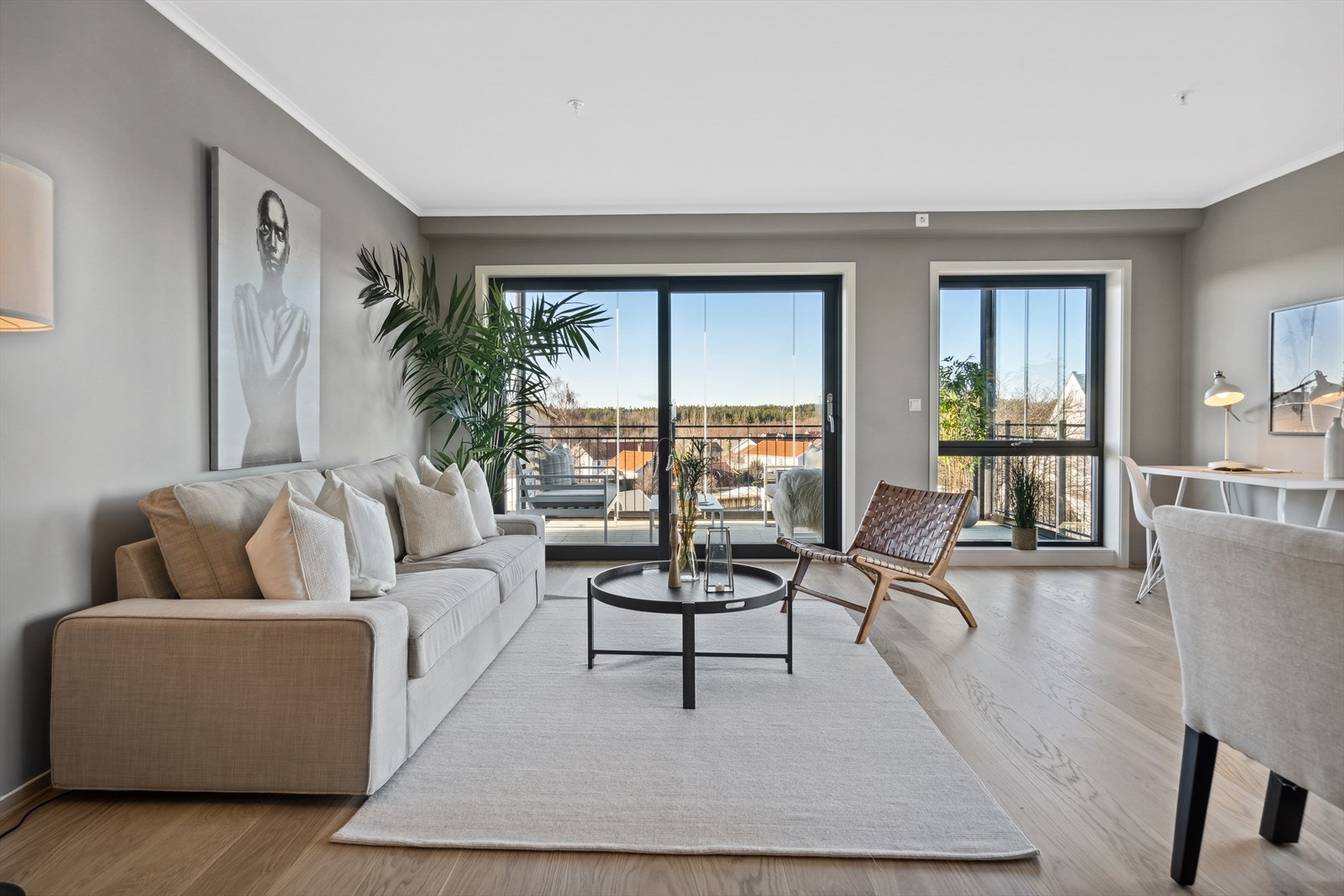 Stue. Bildet er fra lik leilighet i etasjen over. Galleribilde