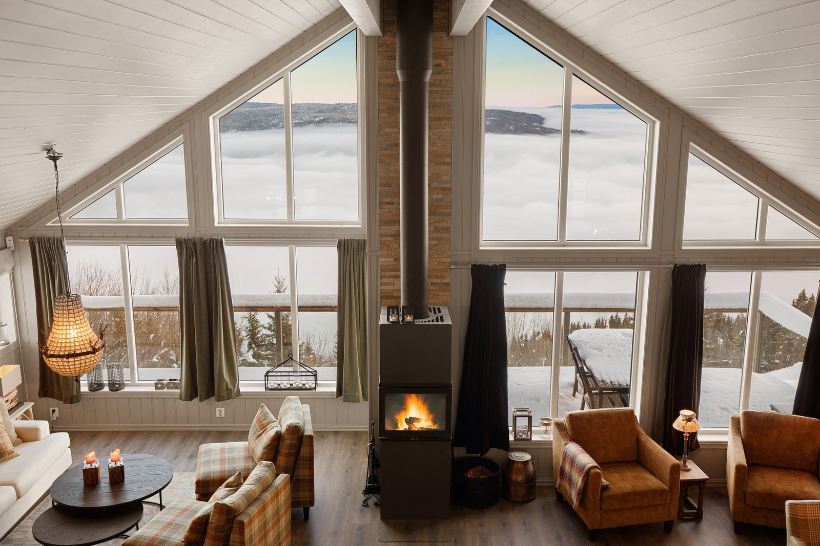 Hytta er godt vedlikeholdt og har hatt en eier siden byggeår i 2013 Galleribilde