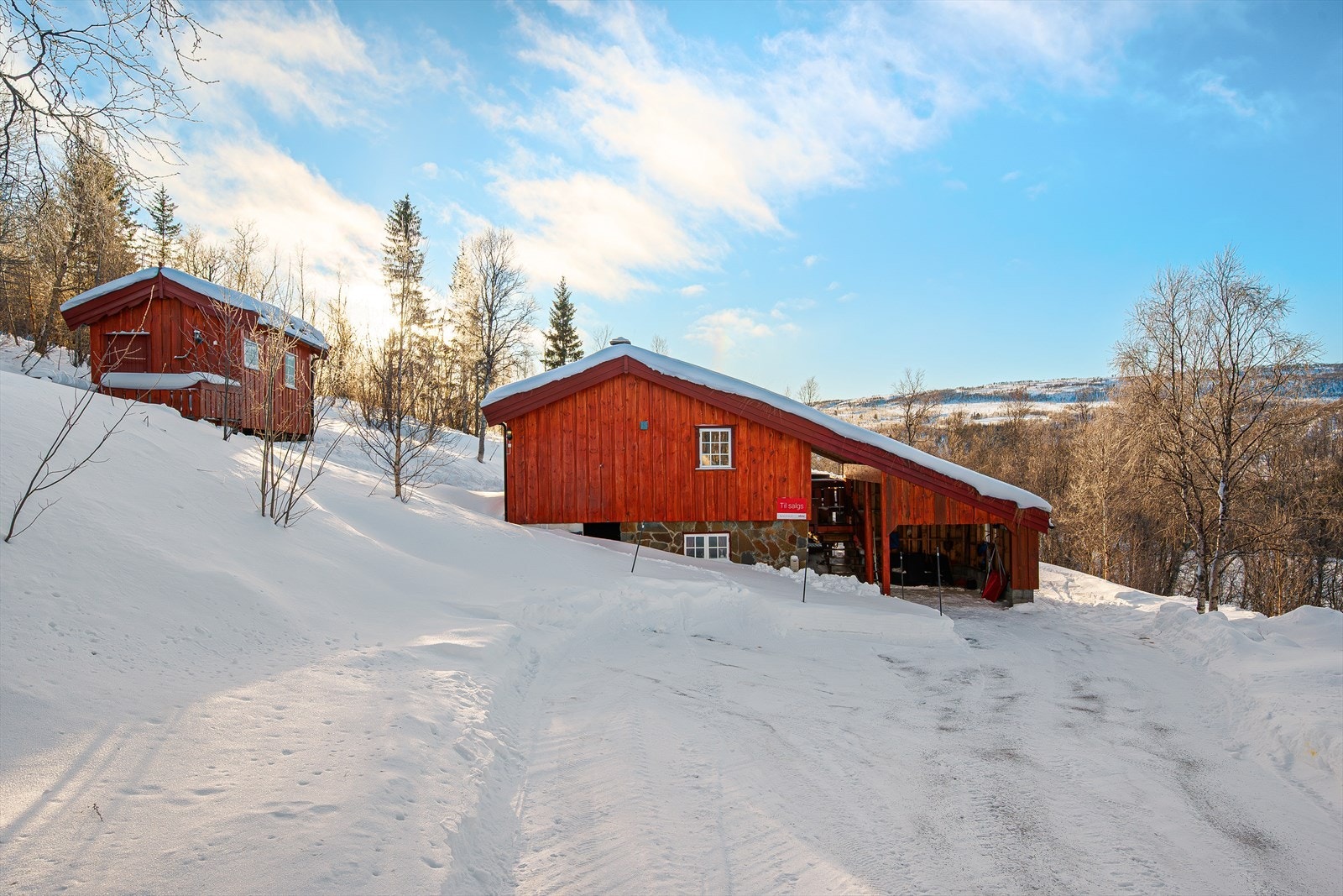 Hytta er totalt 65 kvm. I tillegg et anneks på 12 kvm. Galleribilde