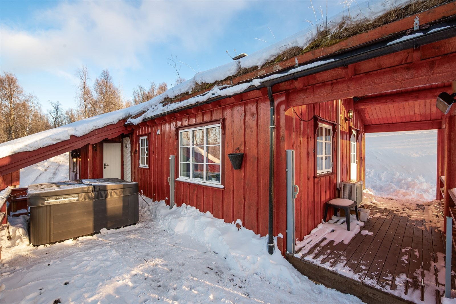 Romslig terrasse på totalt ca 40 kvm. Galleribilde