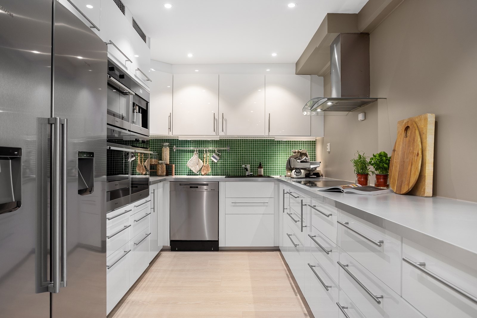 Vifte med avtrekk ut gir ett godt inneklima Galleribilde