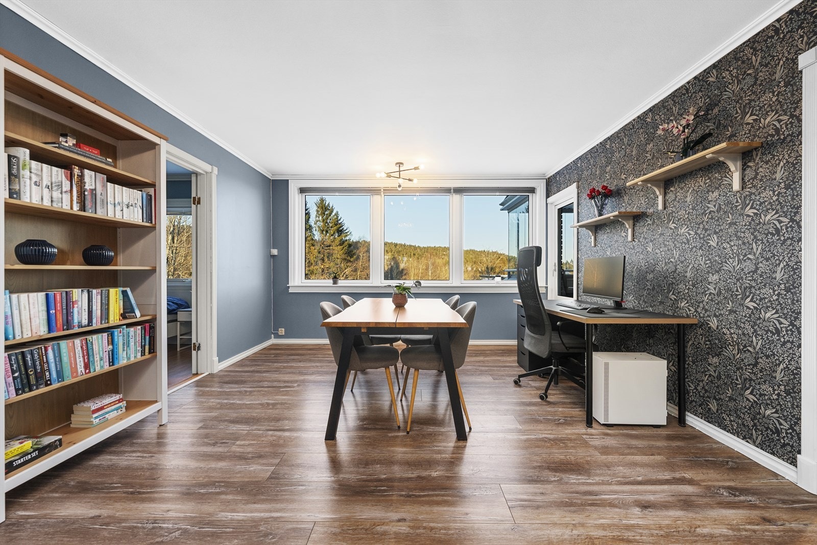 Innbydende stue uten innsyn Galleribilde