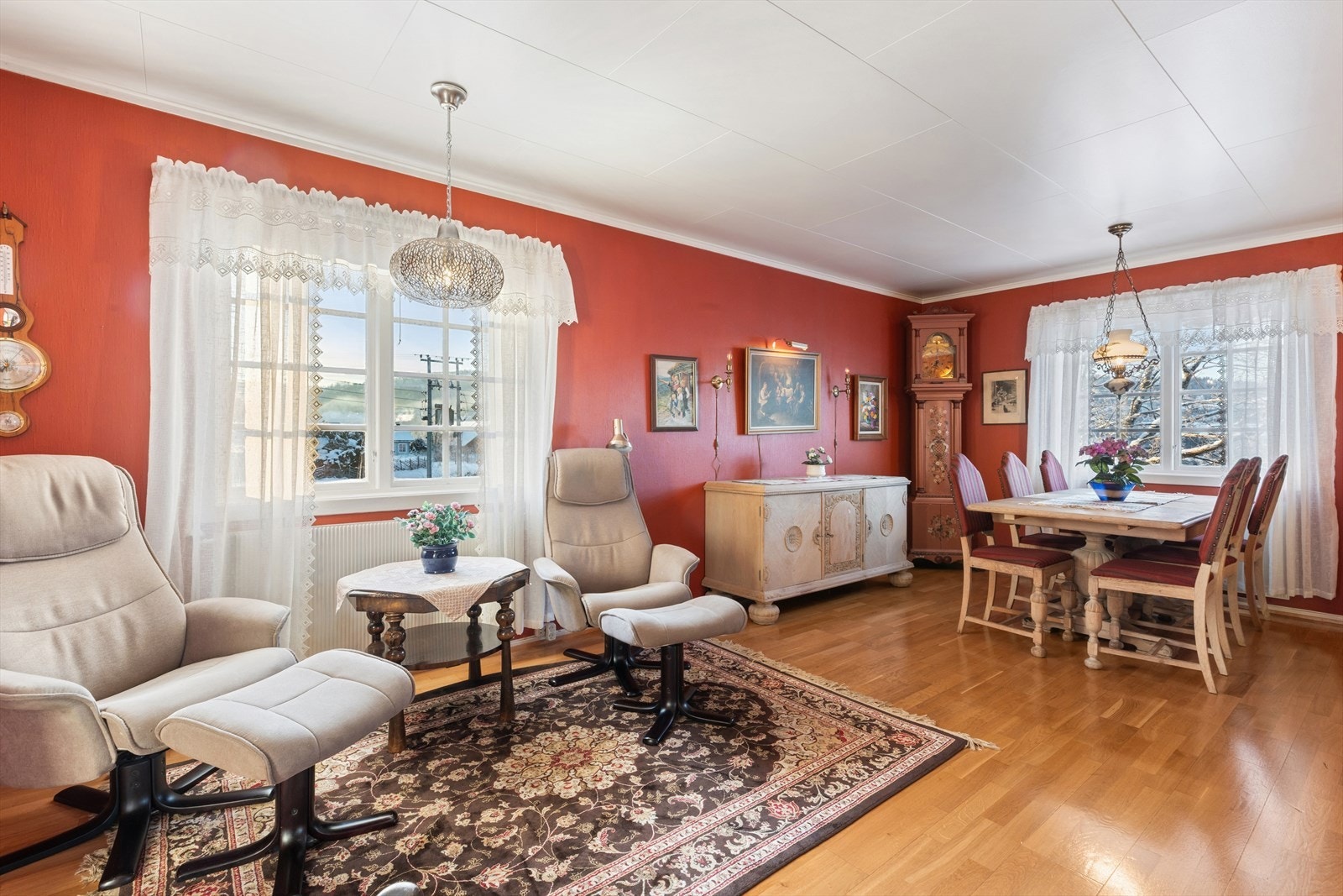 Rommet passer perfekt som dagligstue/tv-stue. Galleribilde