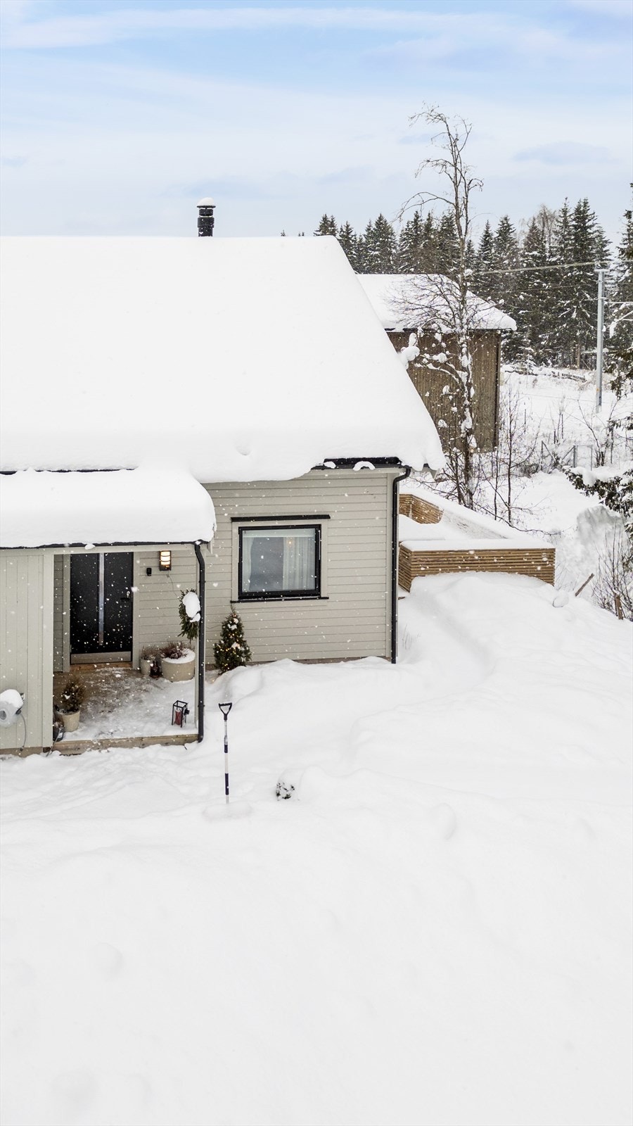 Overbygget inngangsparti. Galleribilde