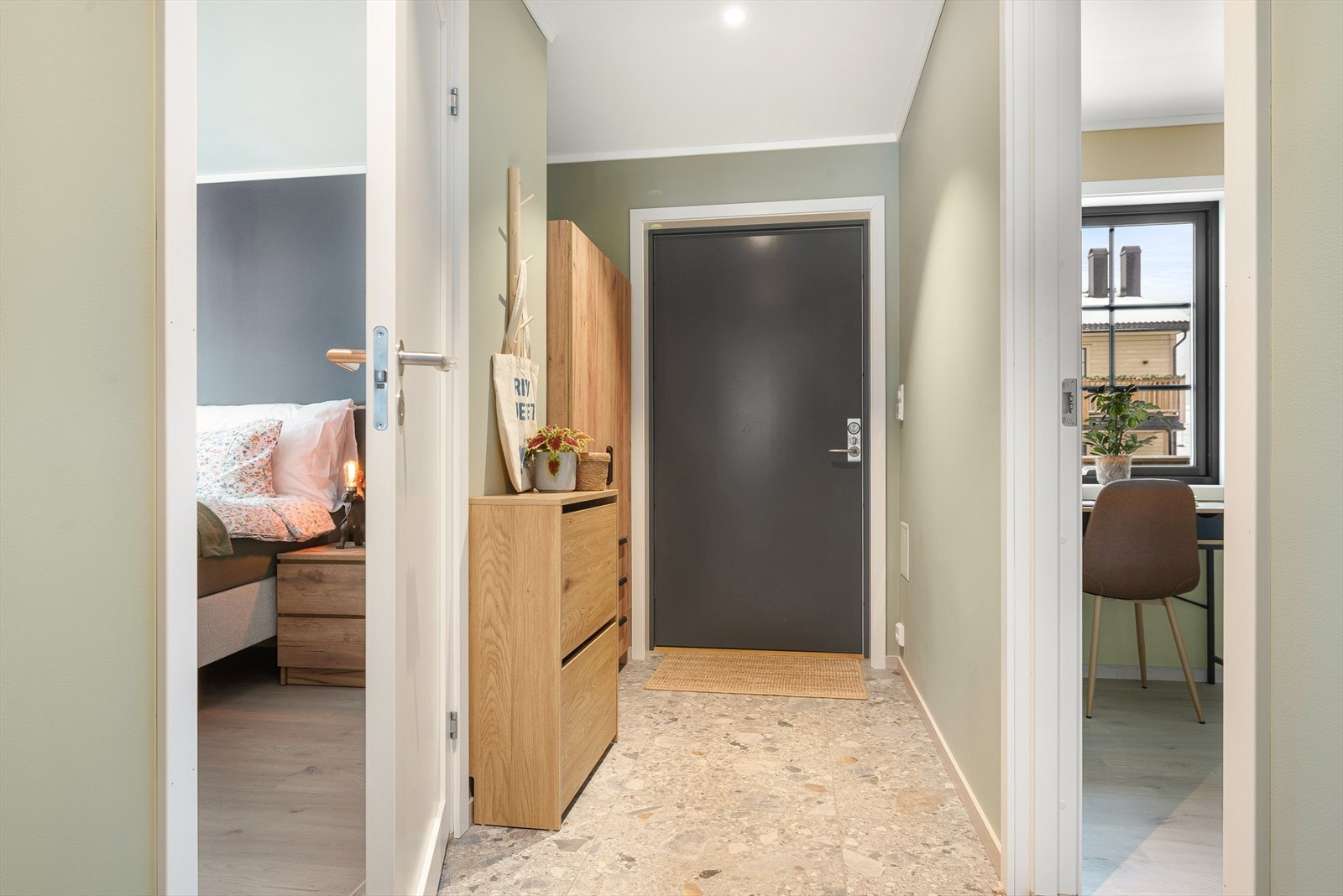 Boligen byr på tre gode soverom. Galleribilde