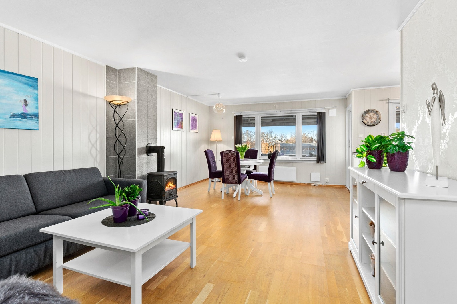 I leiligheten møtes du av en planløsning som fungerer godt i hverdagen. Galleribilde