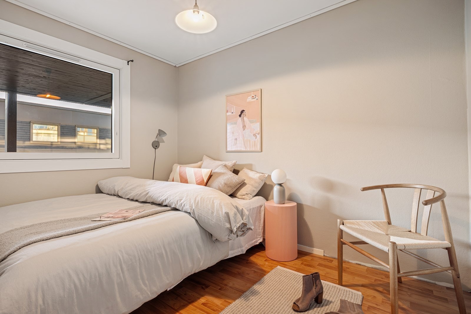 - Passer perfekt som barne-, gjesterom eller kontor - Galleribilde