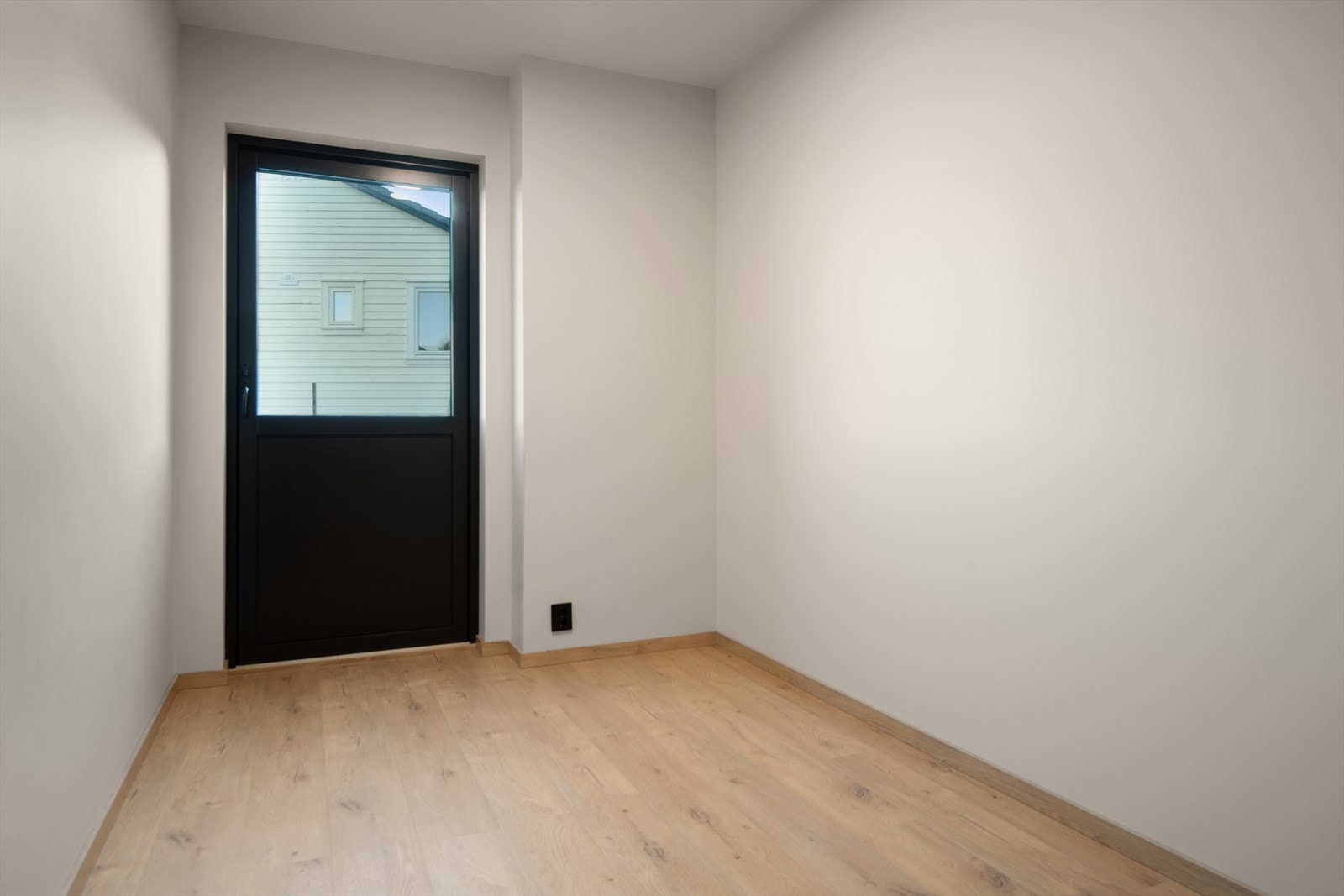 Bod med utgang ut Galleribilde